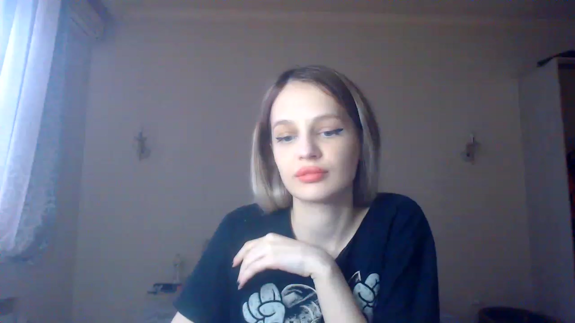 Gallery image thumbnail from Lola_vi's myfreecams stream on, 01/22/2023, 12:03 image 1 of 20