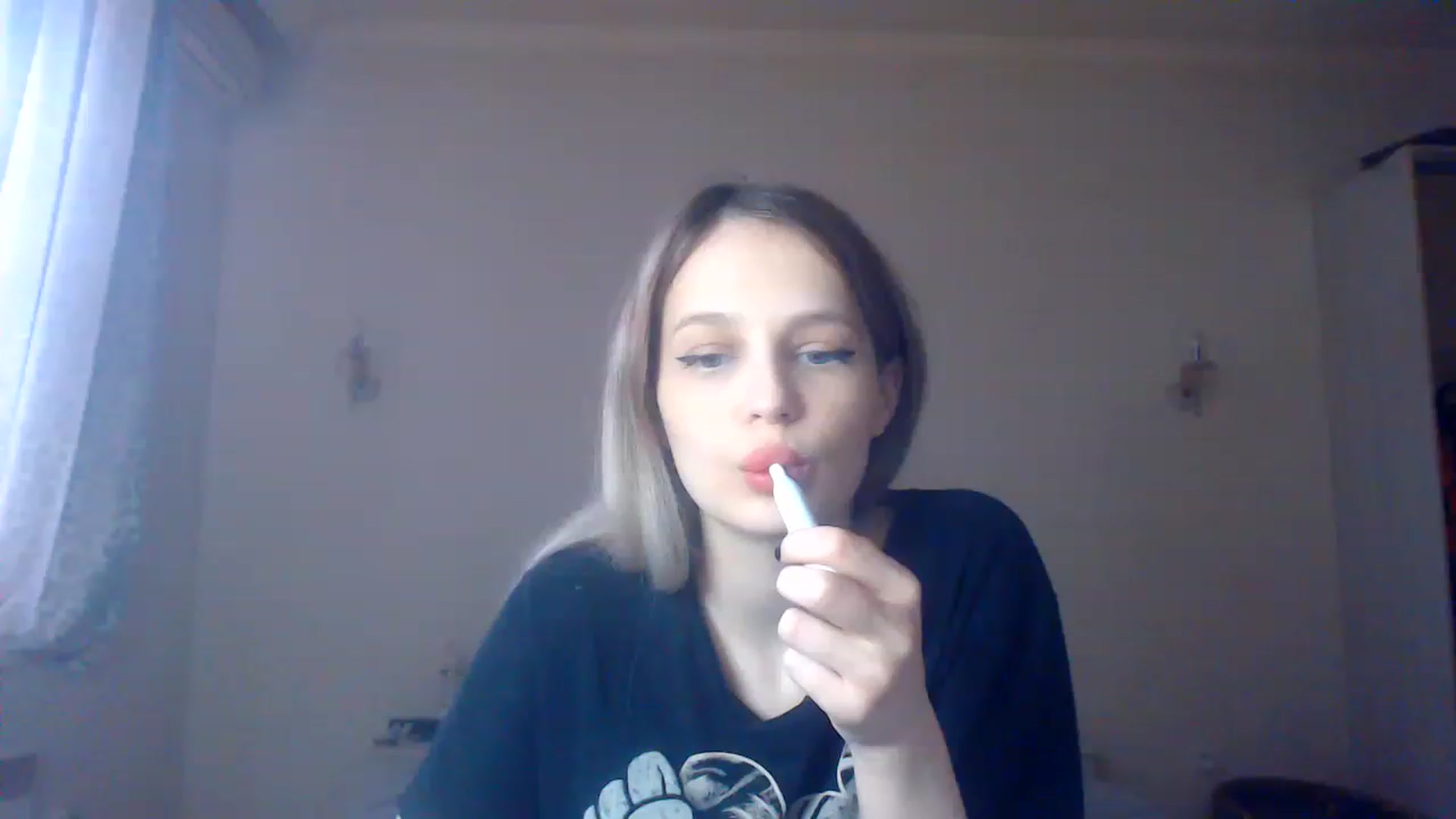 Gallery image thumbnail from Lola_vi's myfreecams stream on, 01/22/2023, 12:03 image 14 of 20