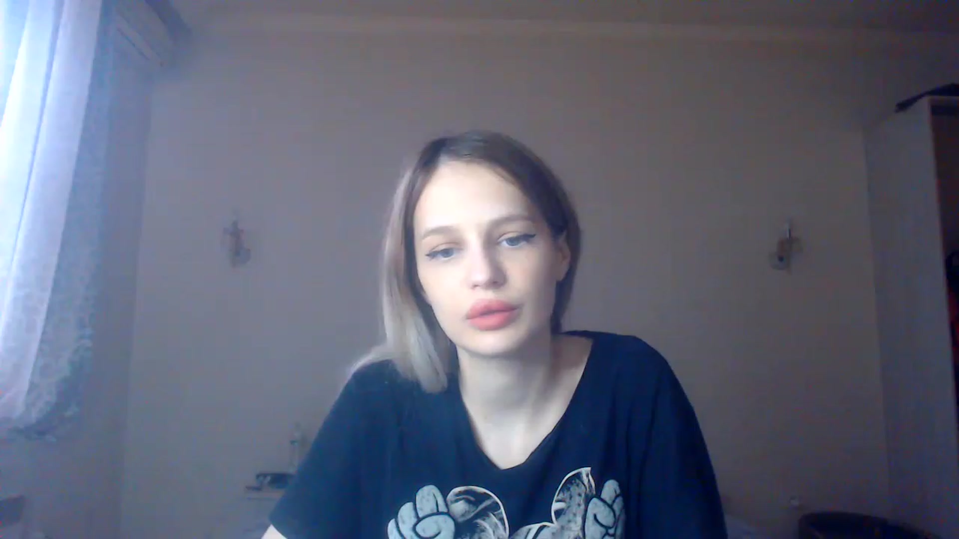 Gallery image thumbnail from Lola_vi's myfreecams stream on, 01/22/2023, 12:03 image 15 of 20