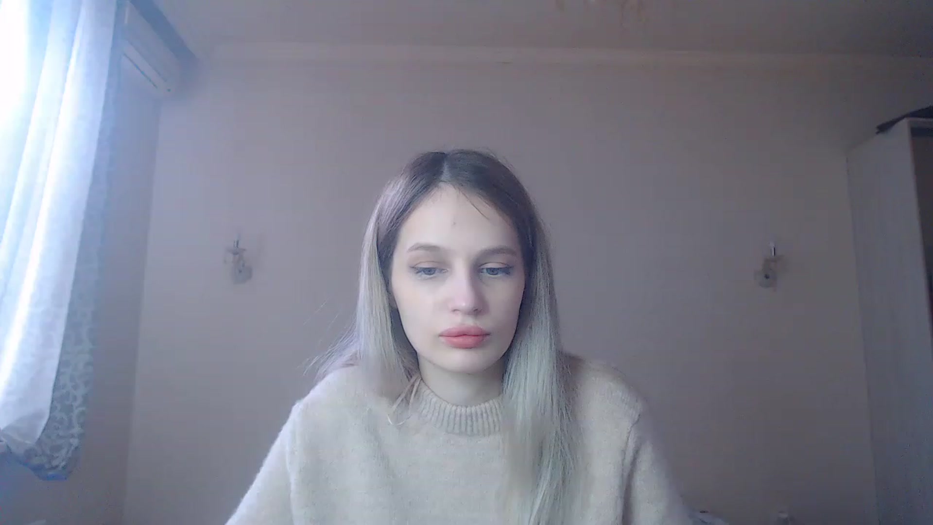 Gallery image thumbnail from Lola_vi's myfreecams stream on, 02/03/2023, 10:58 image 14 of 20