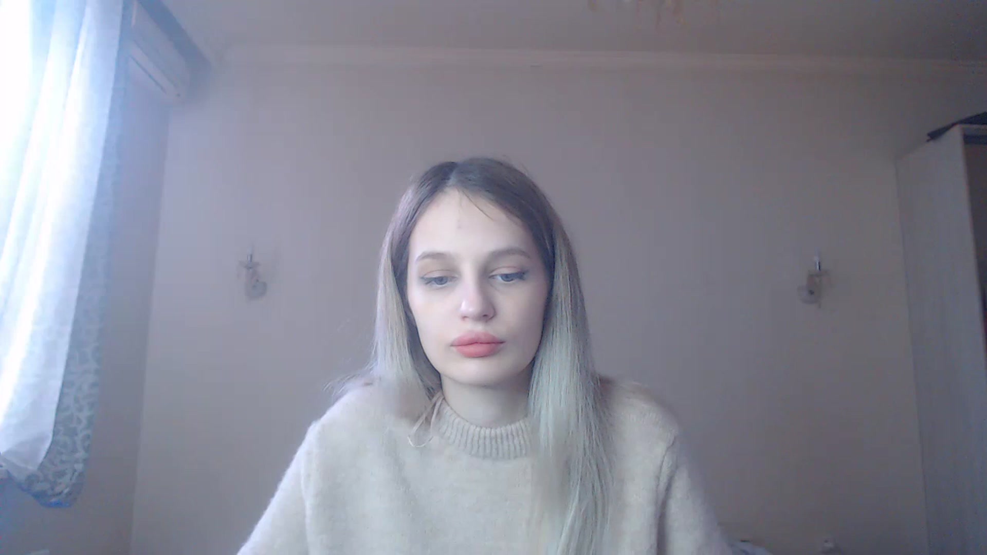 Gallery image thumbnail from Lola_vi's myfreecams stream on, 02/03/2023, 10:58 image 13 of 20