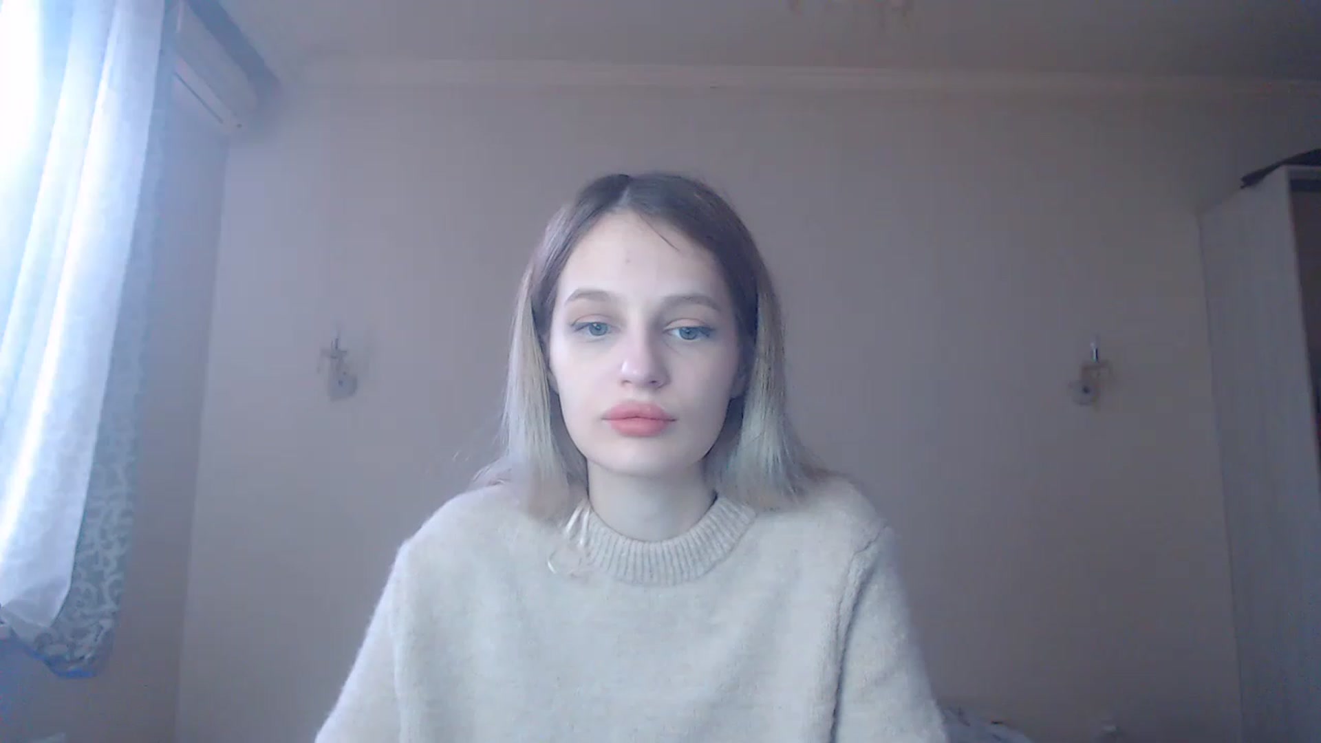 Gallery image thumbnail from Lola_vi's myfreecams stream on, 02/03/2023, 10:58 image 3 of 20