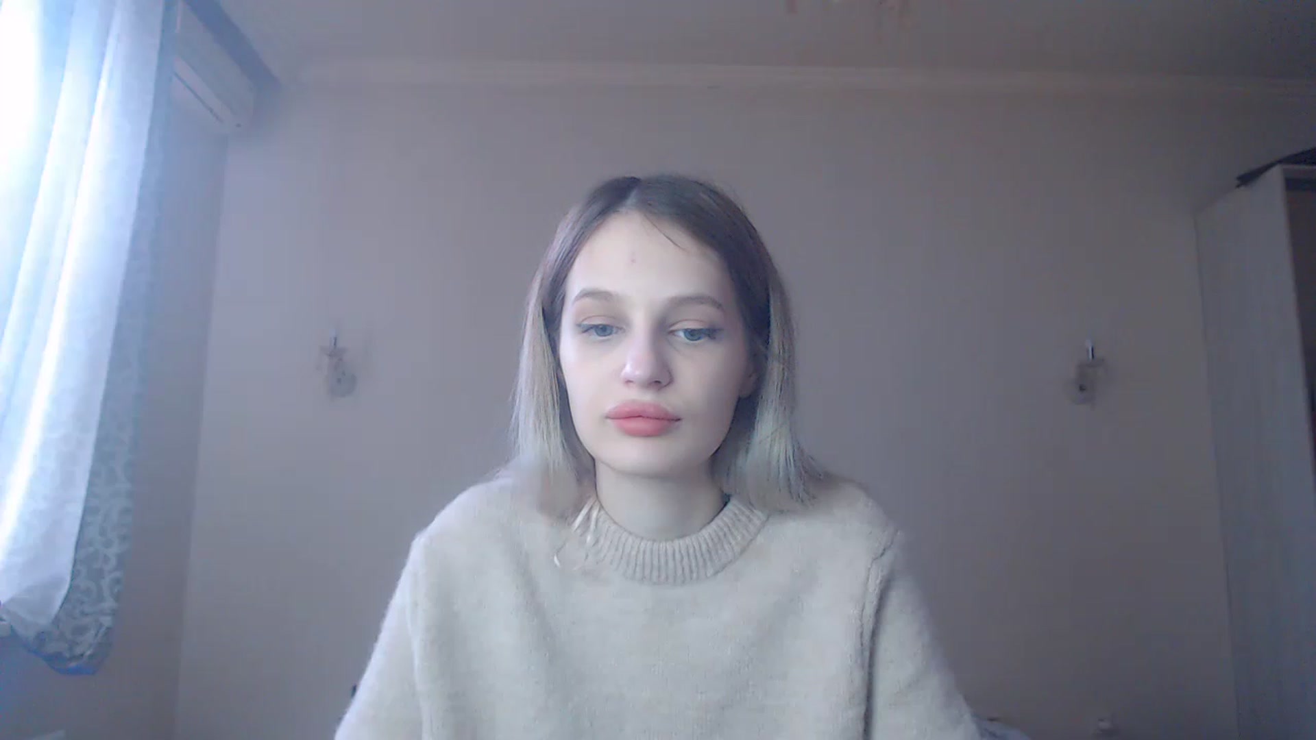 Gallery image thumbnail from Lola_vi's myfreecams stream on, 02/03/2023, 10:58 image 2 of 20
