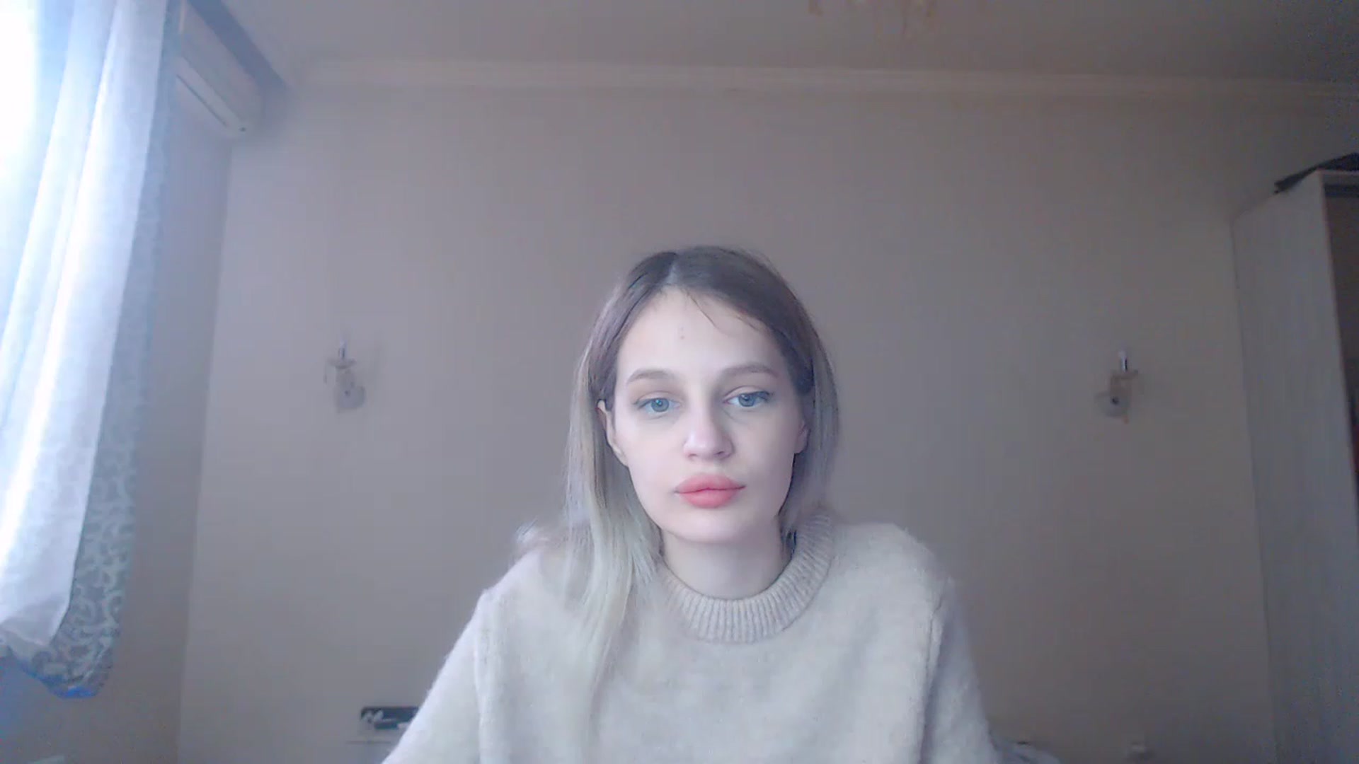 Gallery image thumbnail from Lola_vi's myfreecams stream on, 02/03/2023, 11:39 image 15 of 20