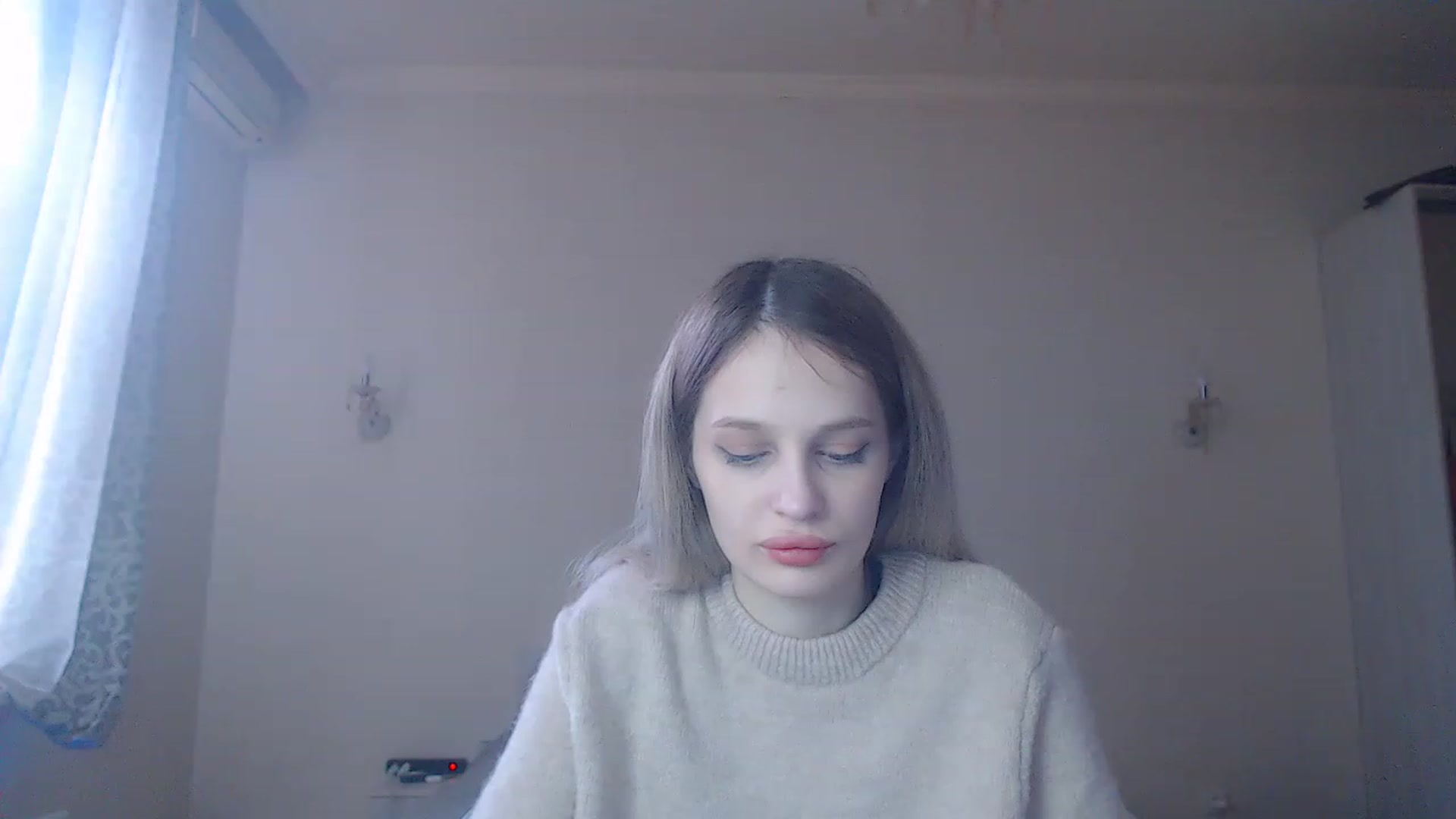 Gallery image thumbnail from Lola_vi's myfreecams stream on, 02/03/2023, 11:39 image 6 of 20