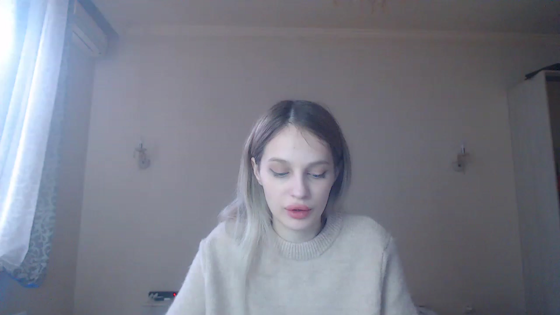 Gallery image thumbnail from Lola_vi's myfreecams stream on, 02/03/2023, 11:39 image 12 of 20