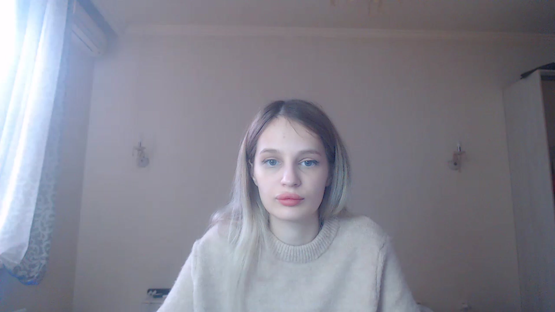 Gallery image thumbnail from Lola_vi's myfreecams stream on, 02/03/2023, 11:39 image 18 of 20