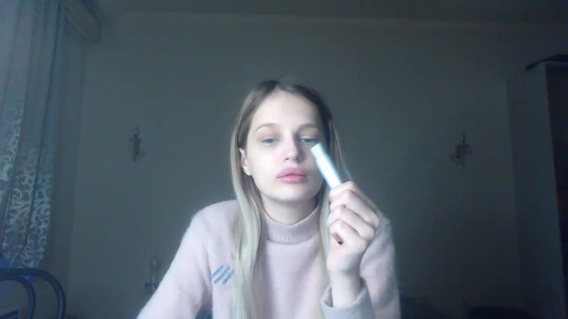 Gallery image thumbnail from Lola_vi's myfreecams stream on, 02/04/2023, 15:57 image 17 of 20
