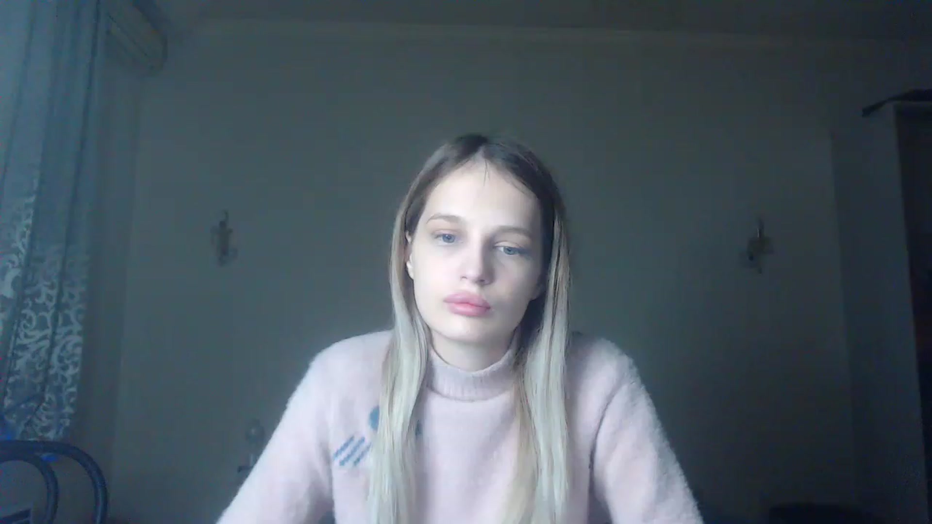 Gallery image thumbnail from Lola_vi's myfreecams stream on, 02/04/2023, 15:57 image 12 of 20