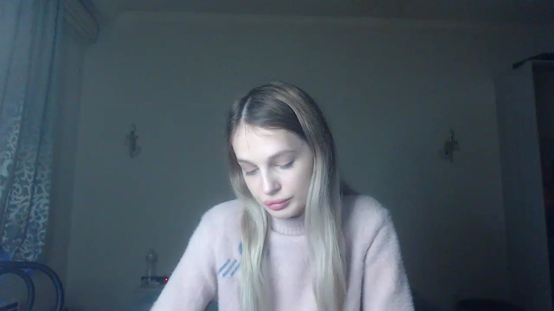 Gallery image thumbnail from Lola_vi's myfreecams stream on, 02/04/2023, 15:57 image 15 of 20