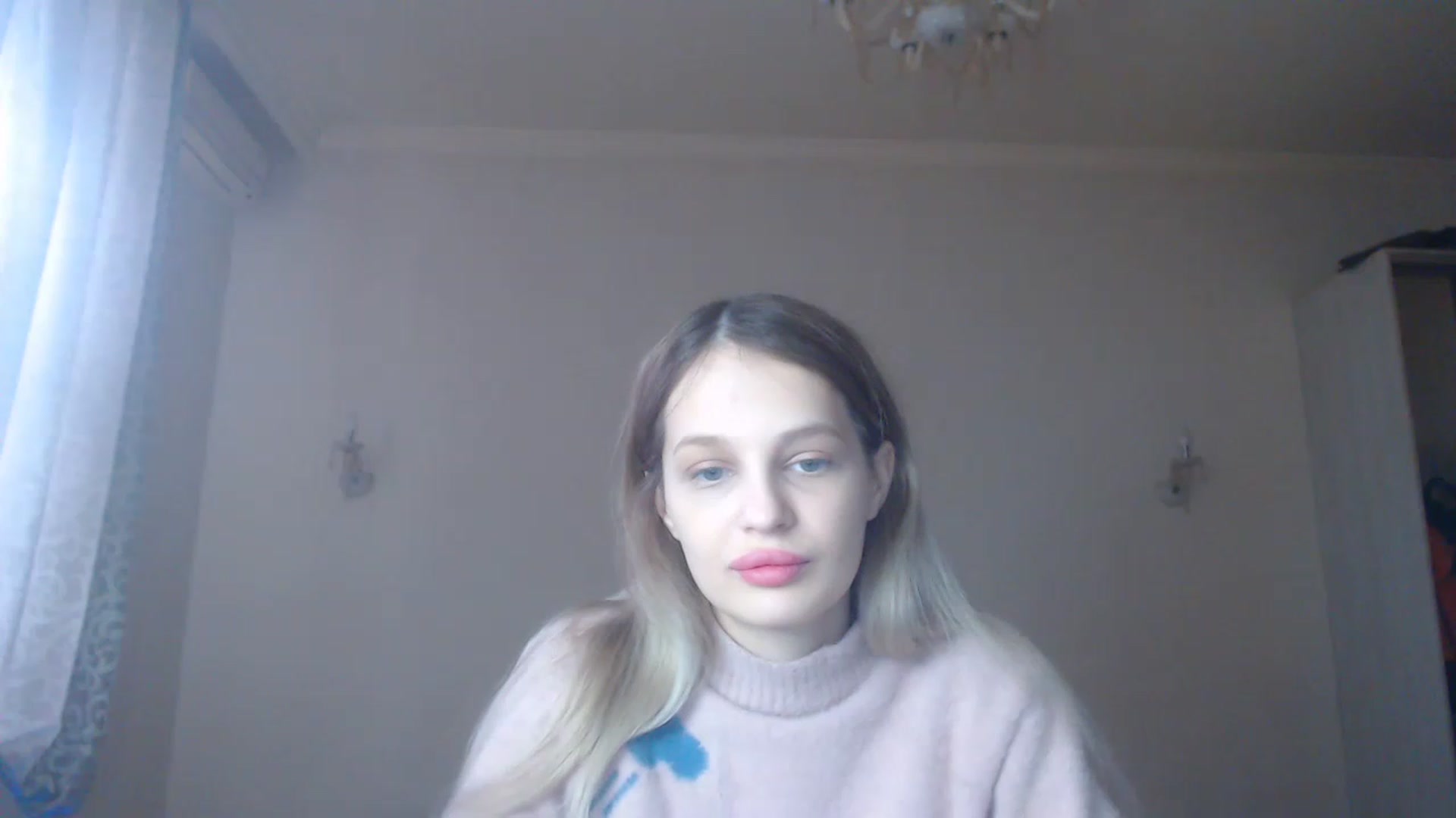 Gallery image thumbnail from Lola_vi's myfreecams stream on, 02/05/2023, 12:53 image 11 of 20