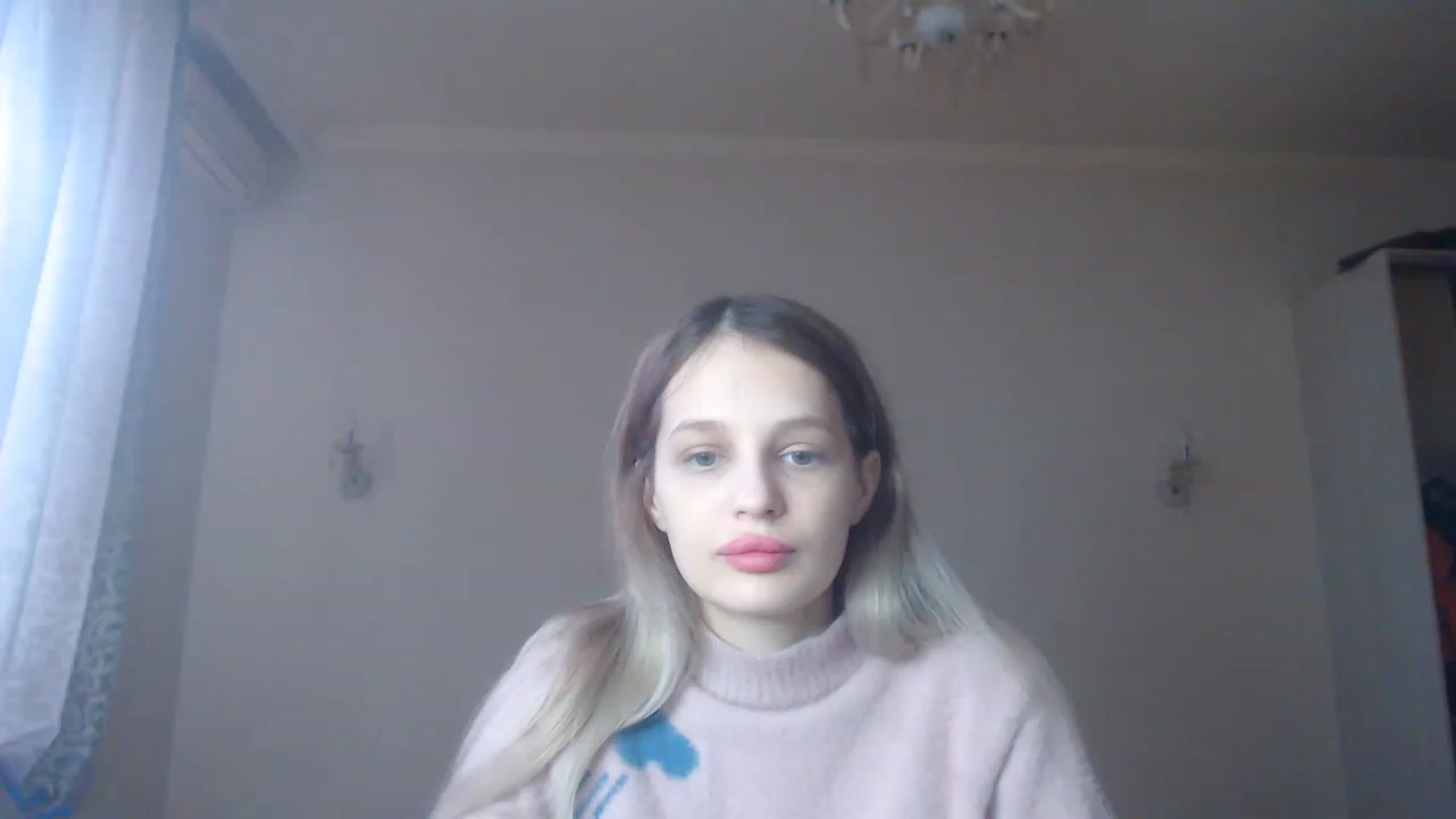 Gallery image thumbnail from Lola_vi's myfreecams stream on, 02/05/2023, 12:53 image 10 of 20