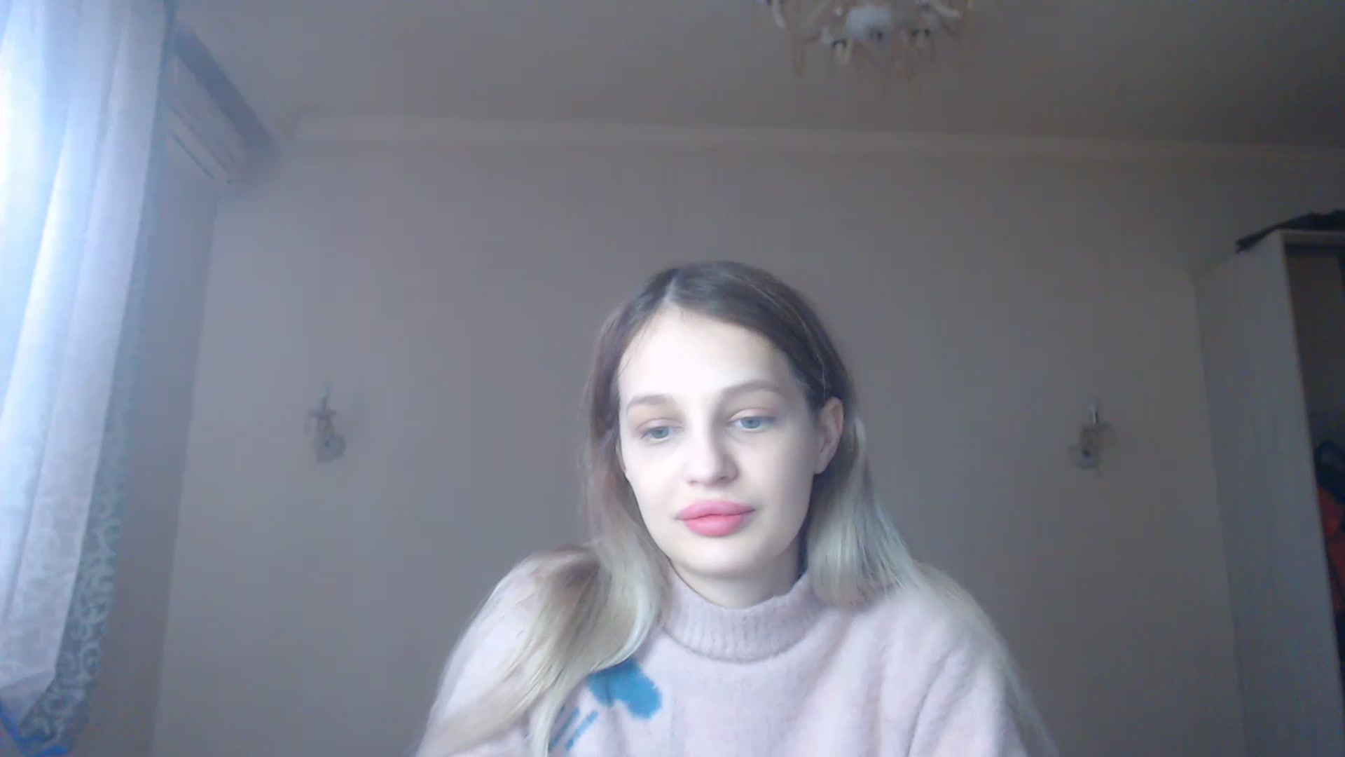 Gallery image thumbnail from Lola_vi's myfreecams stream on, 02/05/2023, 12:53 image 8 of 20