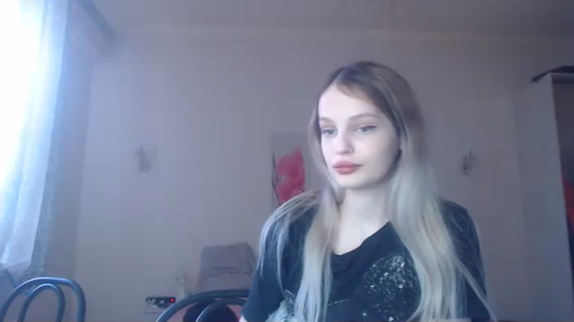 Gallery image thumbnail from Lola_vi's myfreecams stream on, 02/06/2023, 11:54 image 1 of 20