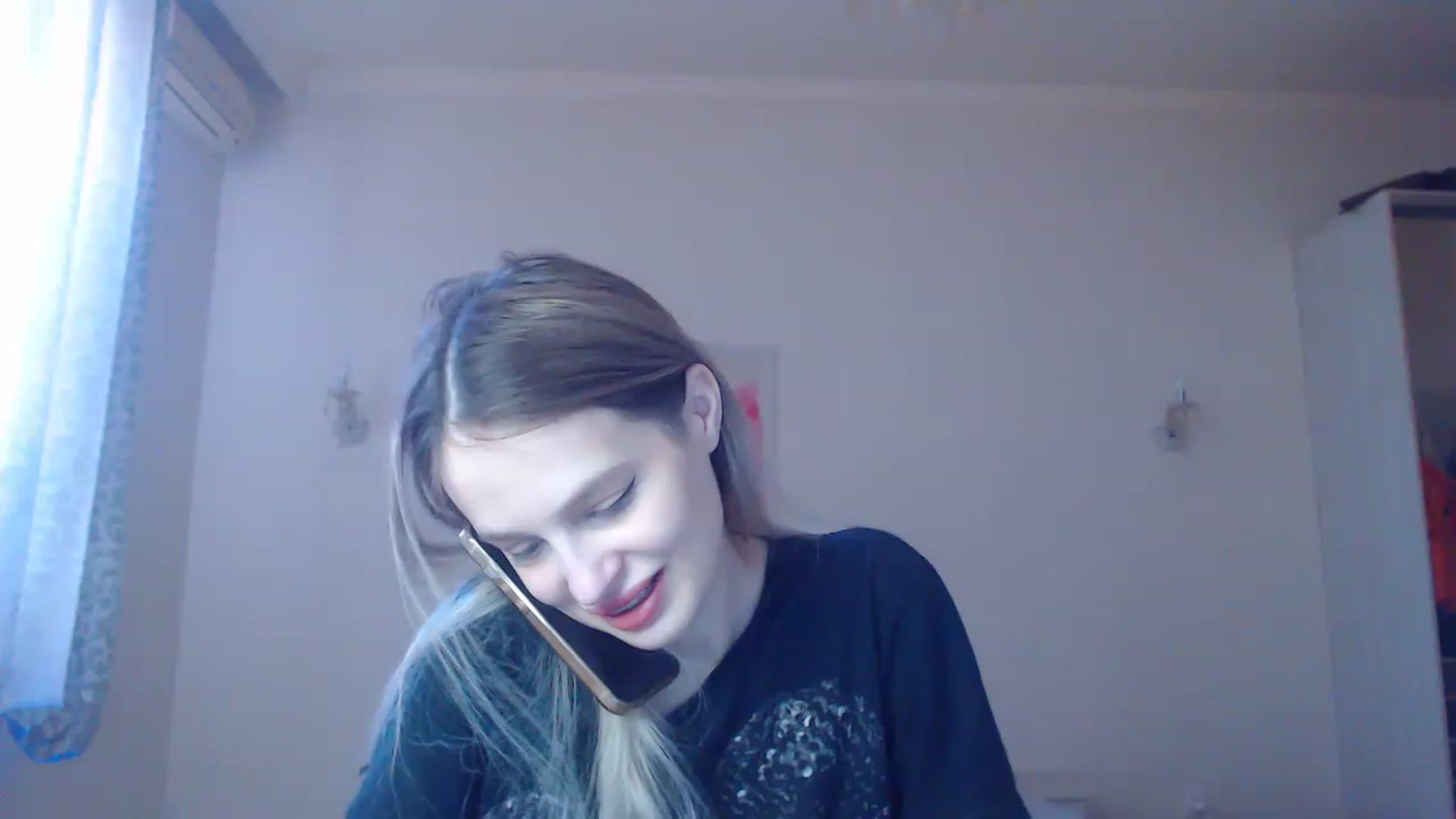 Gallery image thumbnail from Lola_vi's myfreecams stream on, 02/10/2023, 12:08 image 7 of 20