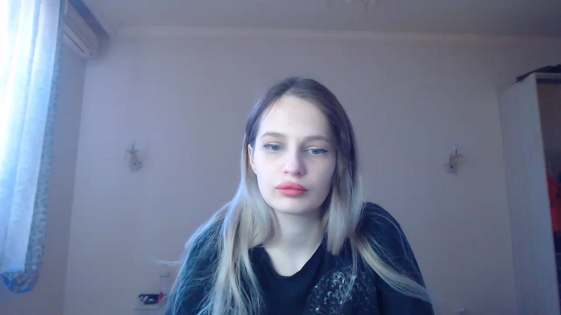 Gallery image thumbnail from Lola_vi's myfreecams stream on, 02/10/2023, 12:08 image 2 of 20
