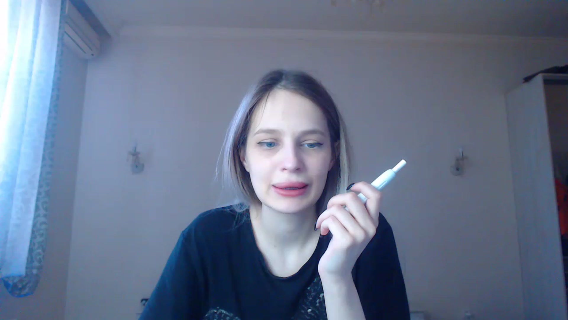Gallery image thumbnail from Lola_vi's myfreecams stream on, 02/10/2023, 12:08 image 20 of 20