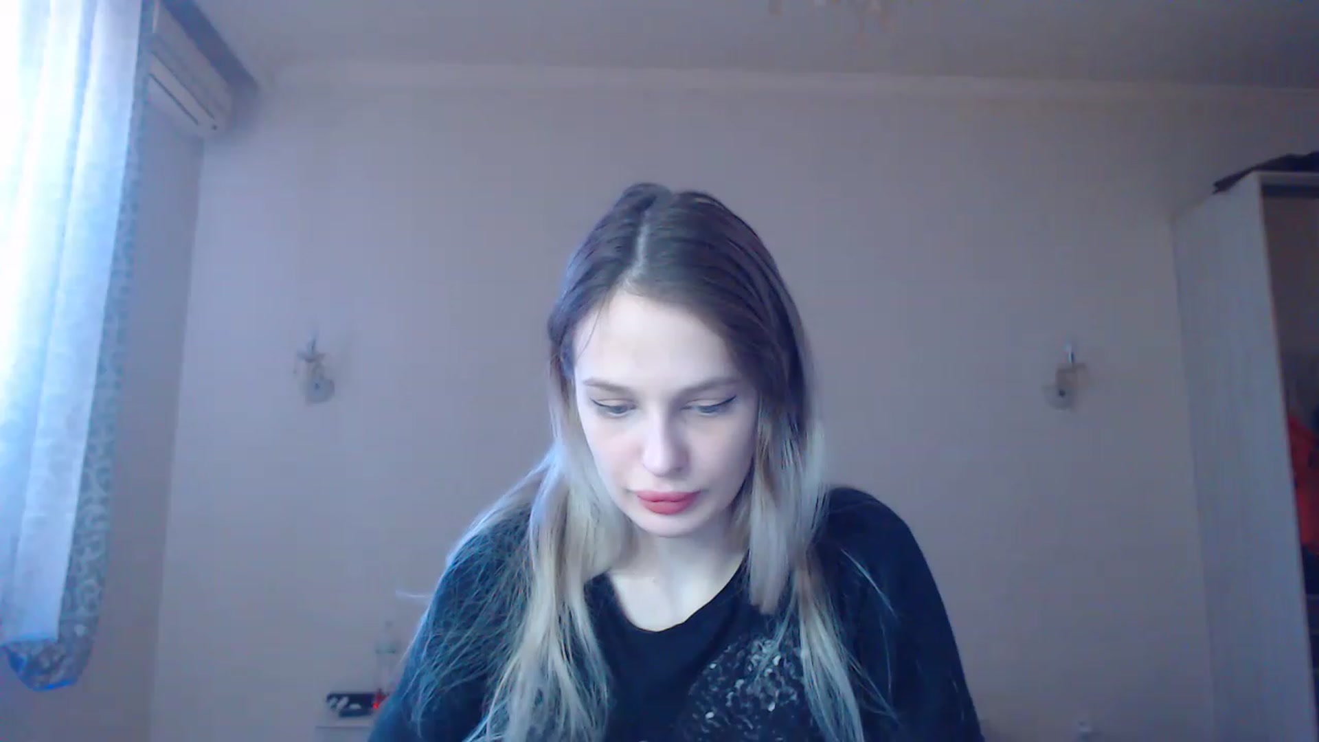 Gallery image thumbnail from Lola_vi's myfreecams stream on, 02/10/2023, 12:08 image 3 of 20