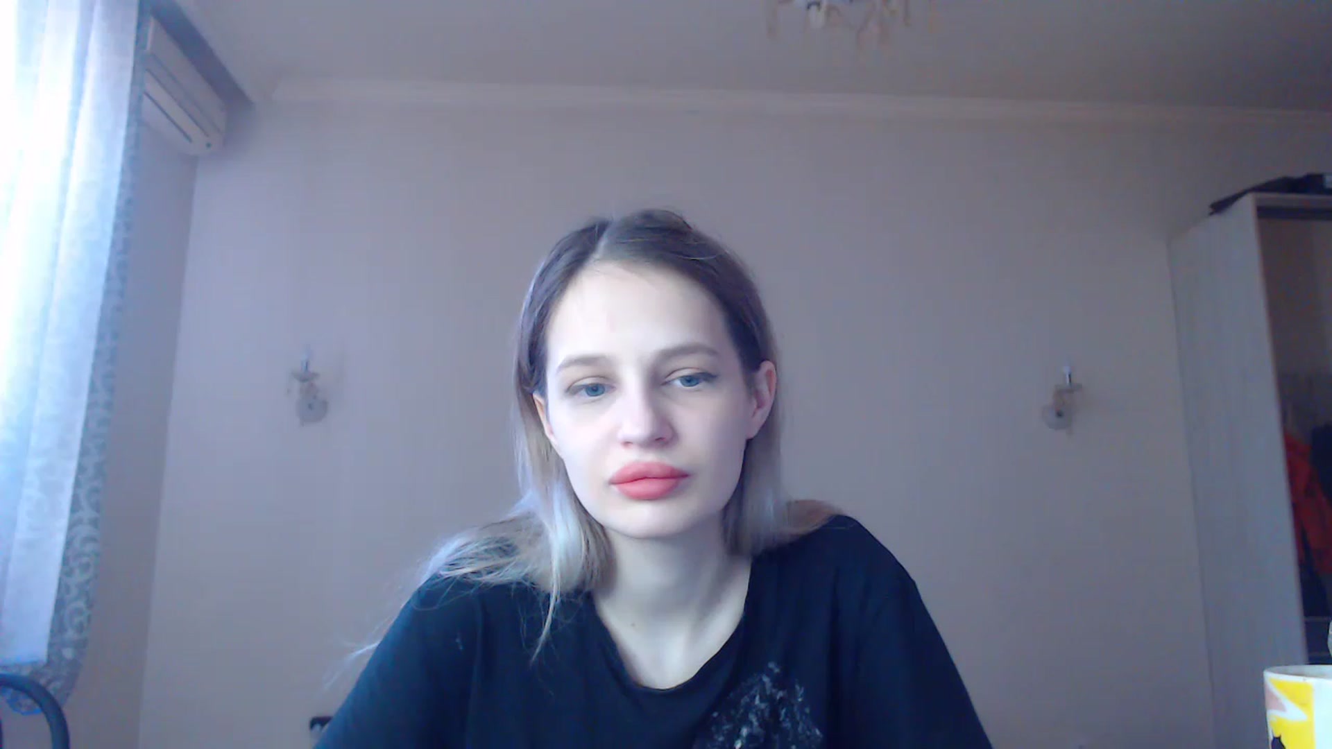 Gallery image thumbnail from Lola_vi's myfreecams stream on, 02/11/2023, 12:48 image 3 of 20