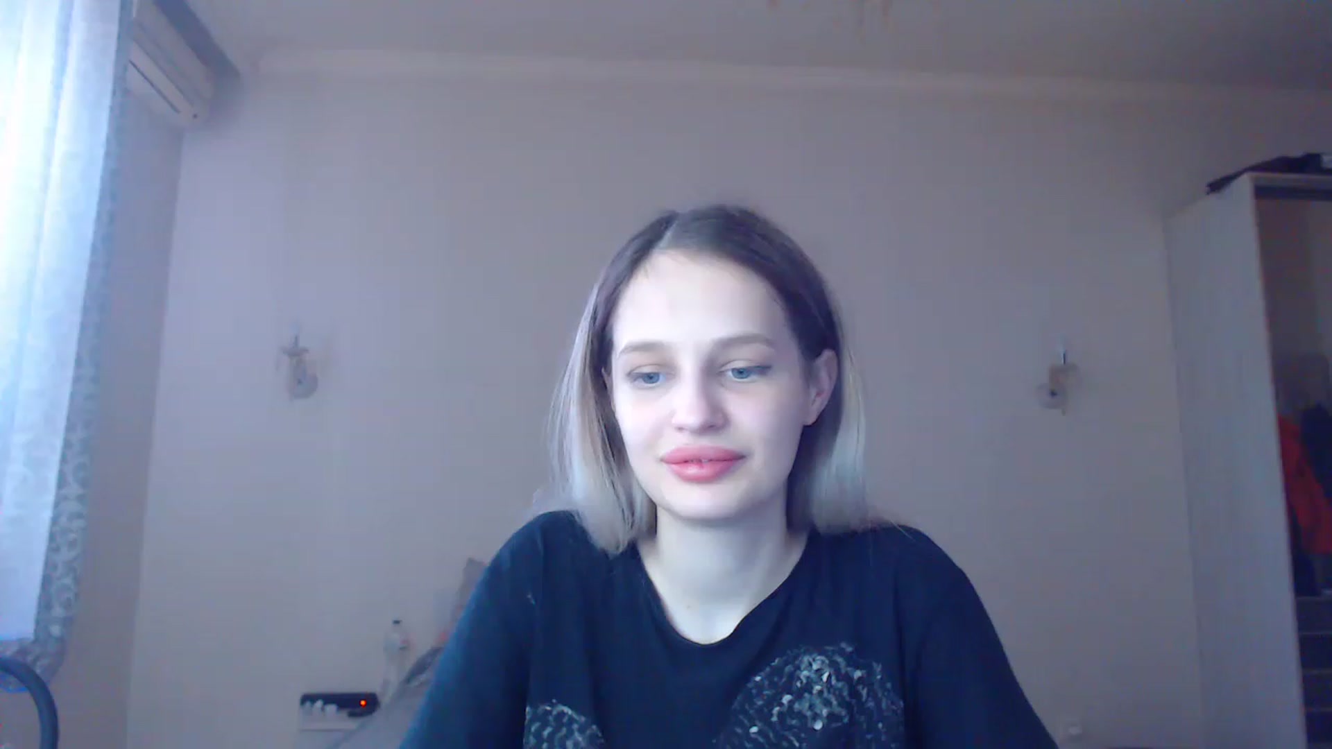Gallery image thumbnail from Lola_vi's myfreecams stream on, 02/11/2023, 12:48 image 19 of 20