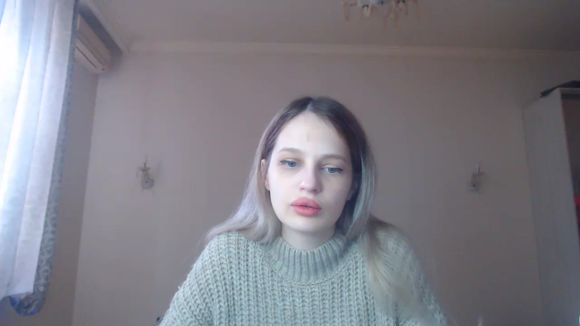 Gallery image thumbnail from Lola_vi's myfreecams stream on, 02/12/2023, 10:59 image 2 of 20