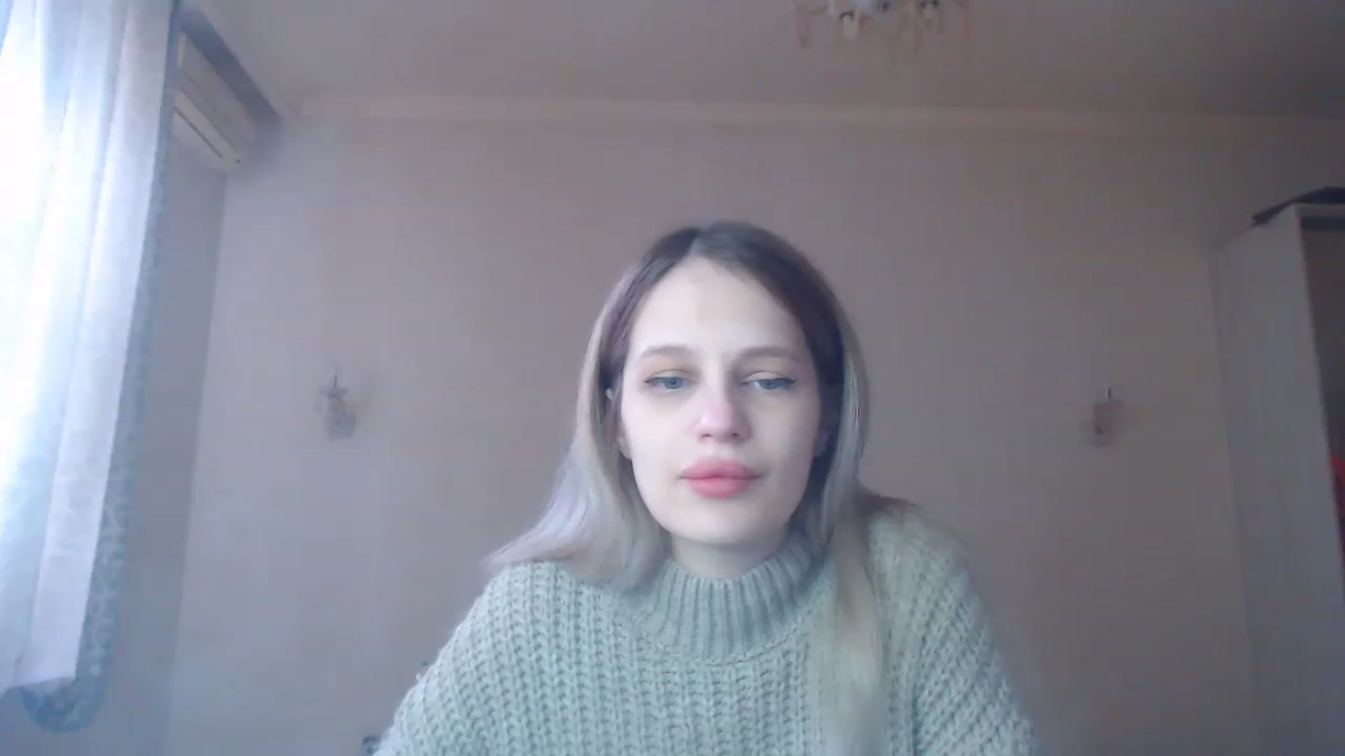 Gallery image thumbnail from Lola_vi's myfreecams stream on, 02/12/2023, 10:59 image 8 of 20