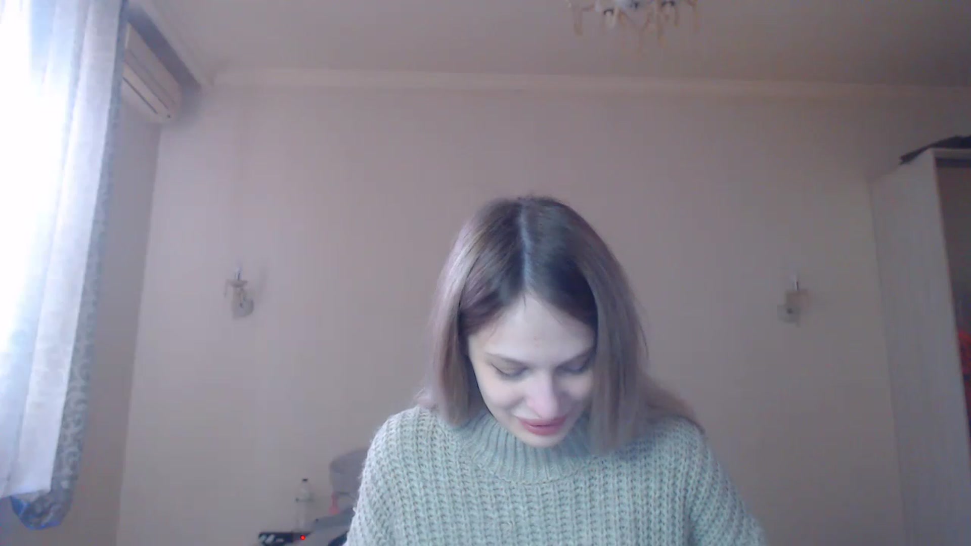Gallery image thumbnail from Lola_vi's myfreecams stream on, 02/12/2023, 10:59 image 17 of 20