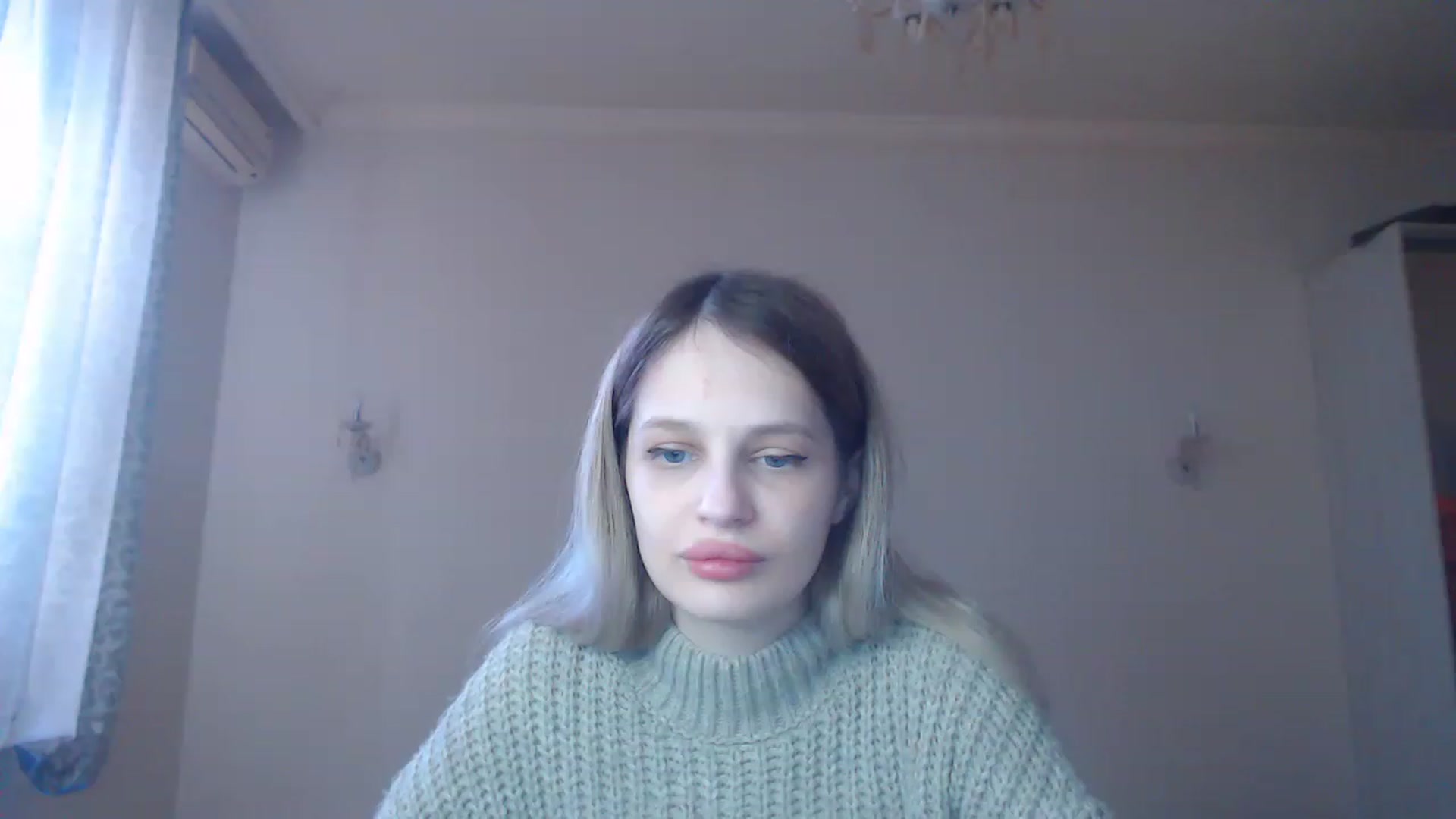 Gallery image thumbnail from Lola_vi's myfreecams stream on, 02/12/2023, 11:49 image 13 of 20