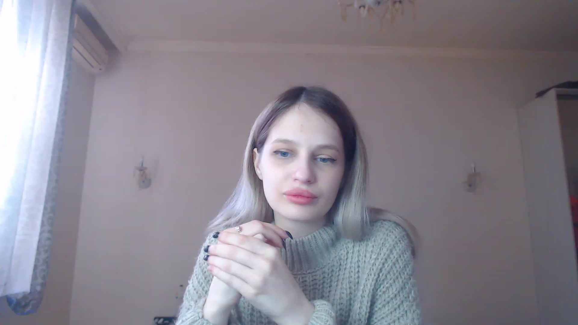 Gallery image thumbnail from Lola_vi's myfreecams stream on, 02/12/2023, 11:49 image 2 of 20