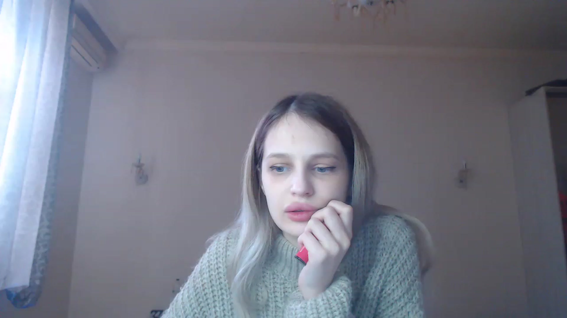 Gallery image thumbnail from Lola_vi's myfreecams stream on, 02/12/2023, 11:49 image 19 of 20