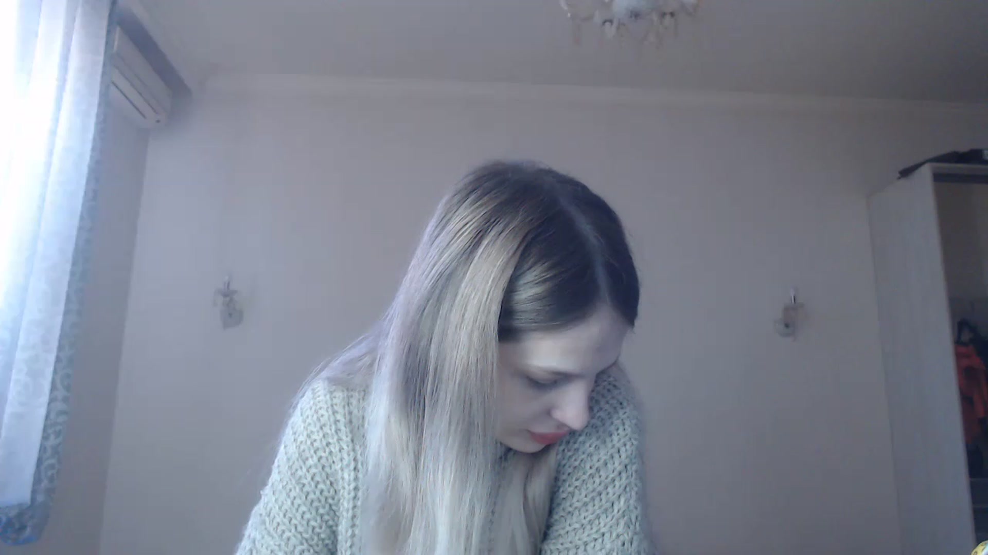 Gallery image thumbnail from Lola_vi's myfreecams stream on, 02/13/2023, 10:59 image 7 of 20