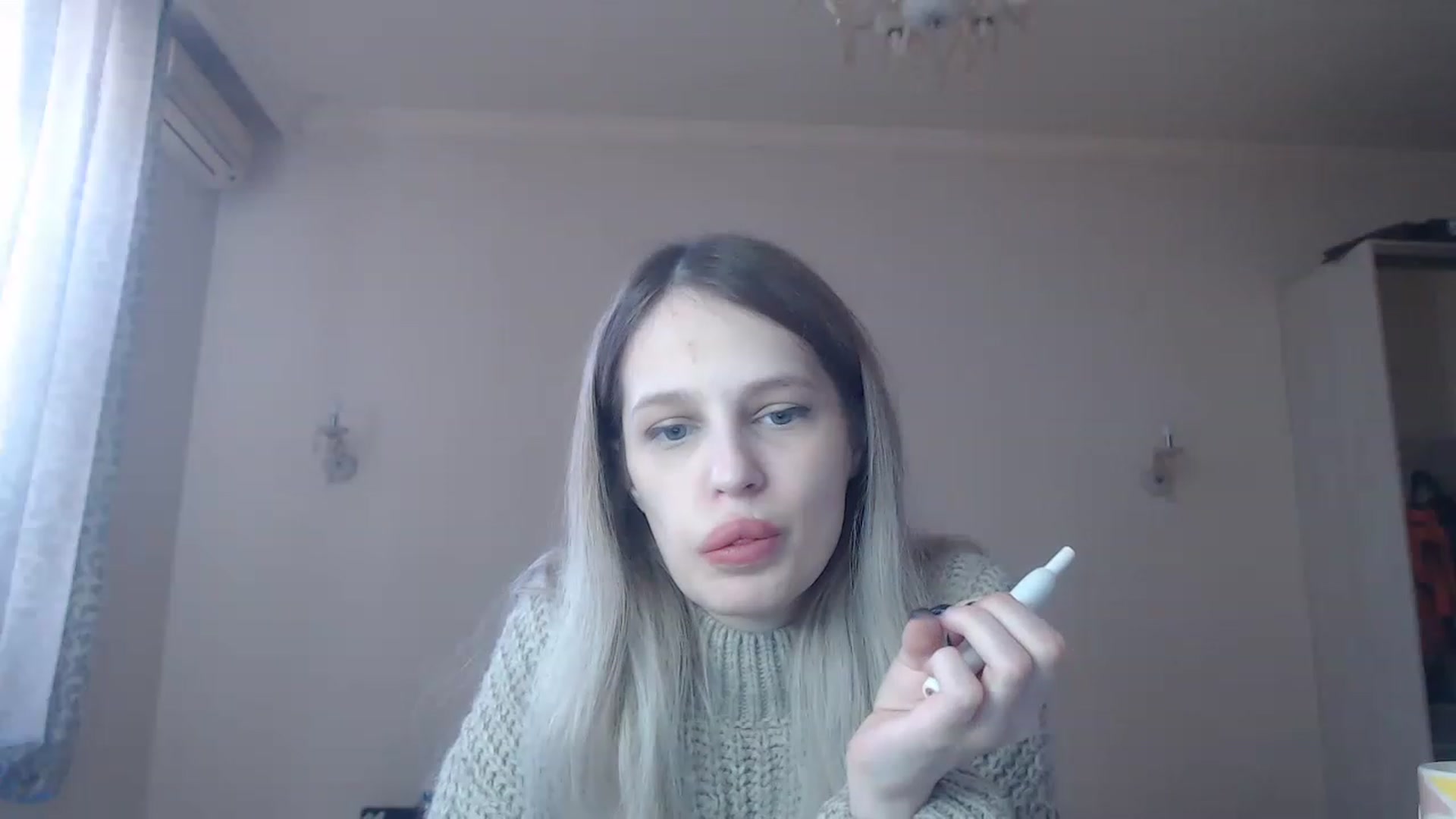 Gallery image thumbnail from Lola_vi's myfreecams stream on, 02/13/2023, 10:59 image 18 of 20