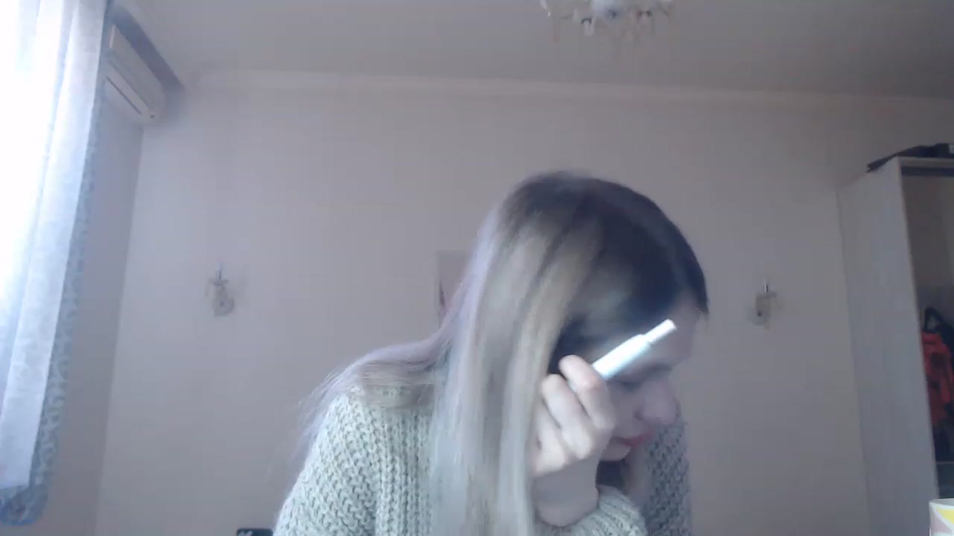 Gallery image thumbnail from Lola_vi's myfreecams stream on, 02/13/2023, 10:59 image 19 of 20