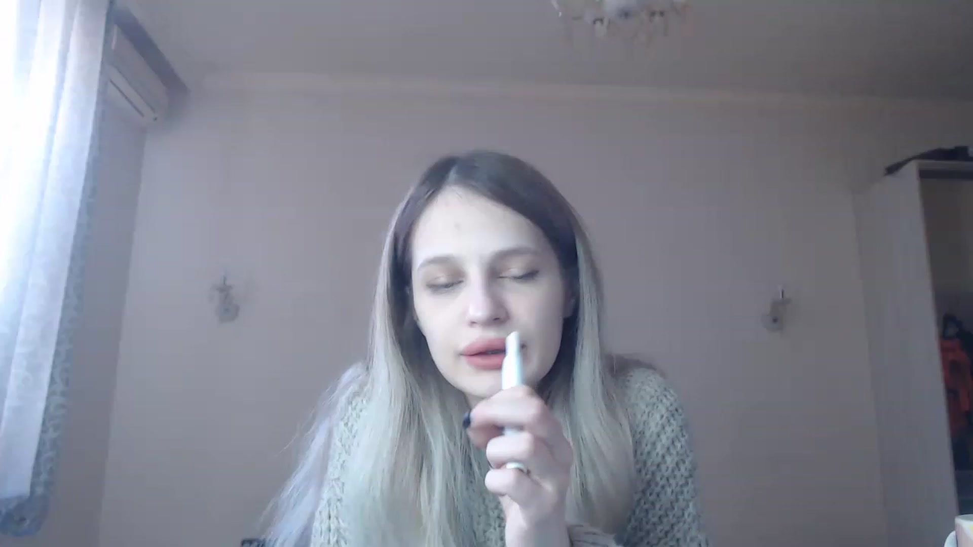 Gallery image thumbnail from Lola_vi's myfreecams stream on, 02/13/2023, 10:59 image 20 of 20