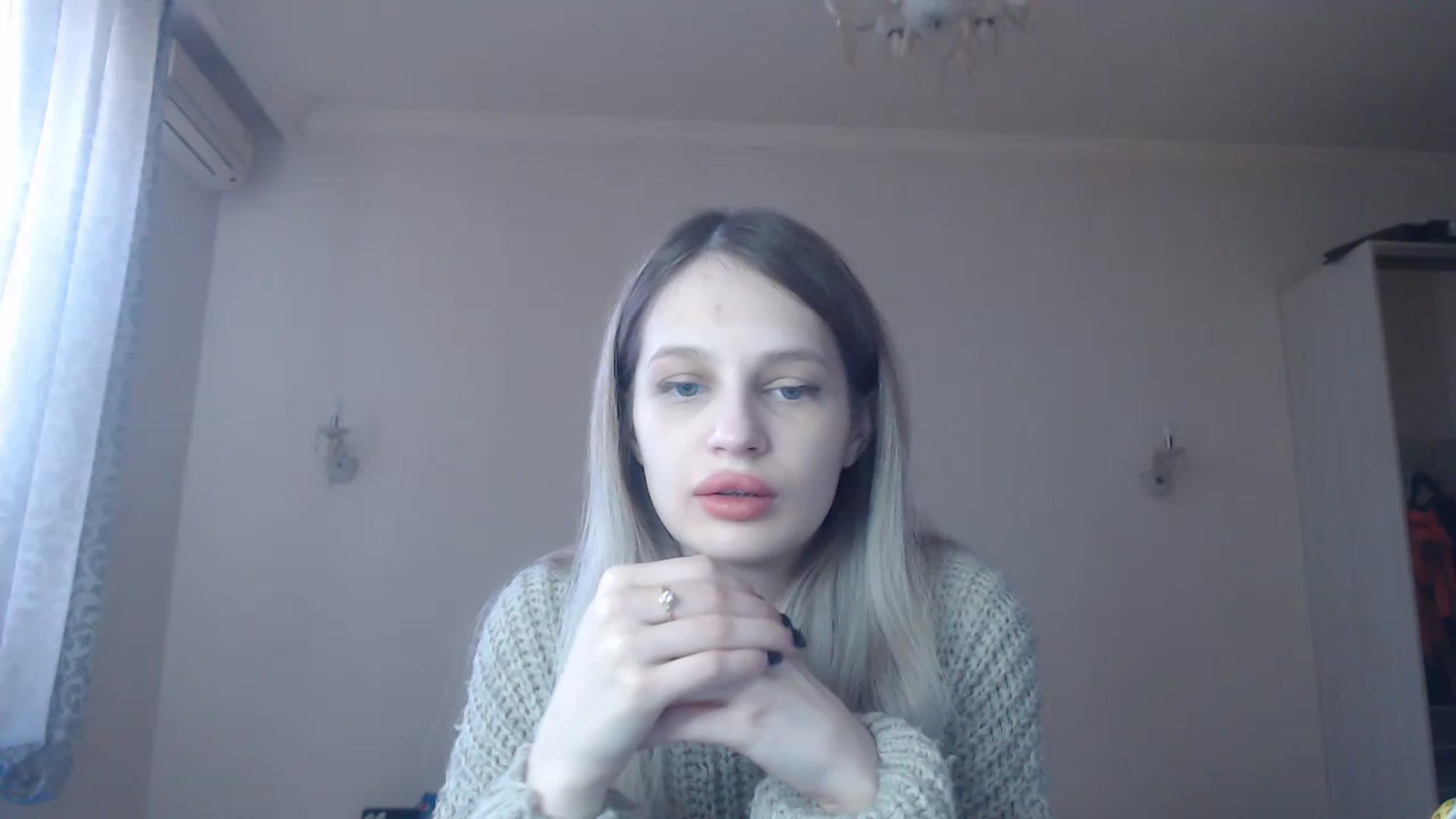 Gallery image thumbnail from Lola_vi's myfreecams stream on, 02/13/2023, 10:59 image 4 of 20