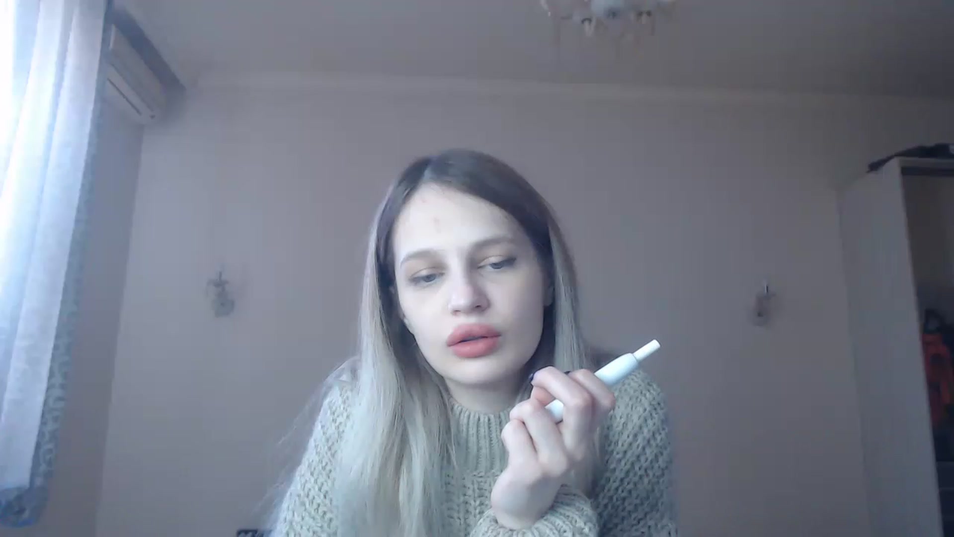 Gallery image thumbnail from Lola_vi's myfreecams stream on, 02/13/2023, 10:59 image 15 of 20