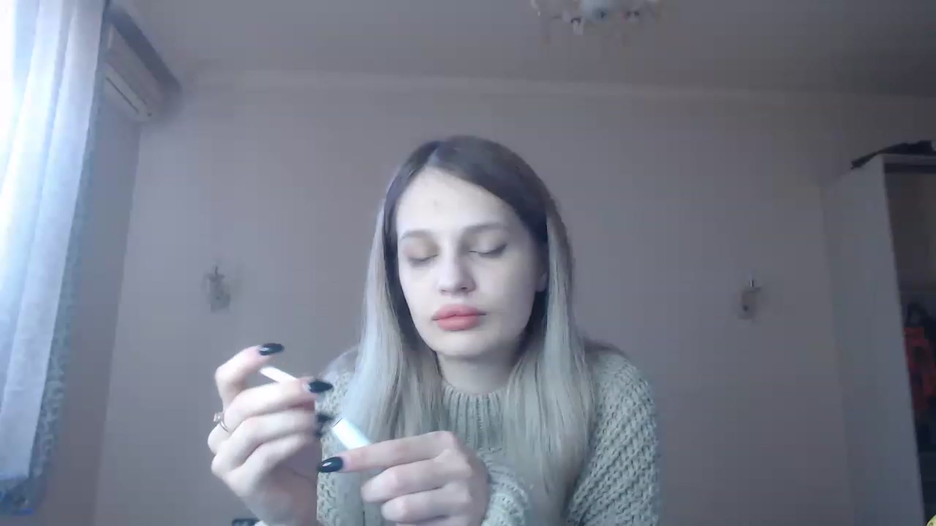 Gallery image thumbnail from Lola_vi's myfreecams stream on, 02/13/2023, 10:59 image 13 of 20
