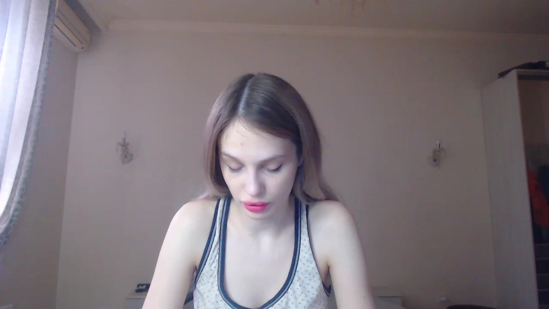 Gallery image thumbnail from Lola_vi's myfreecams stream on, 02/14/2023, 10:49 image 1 of 20