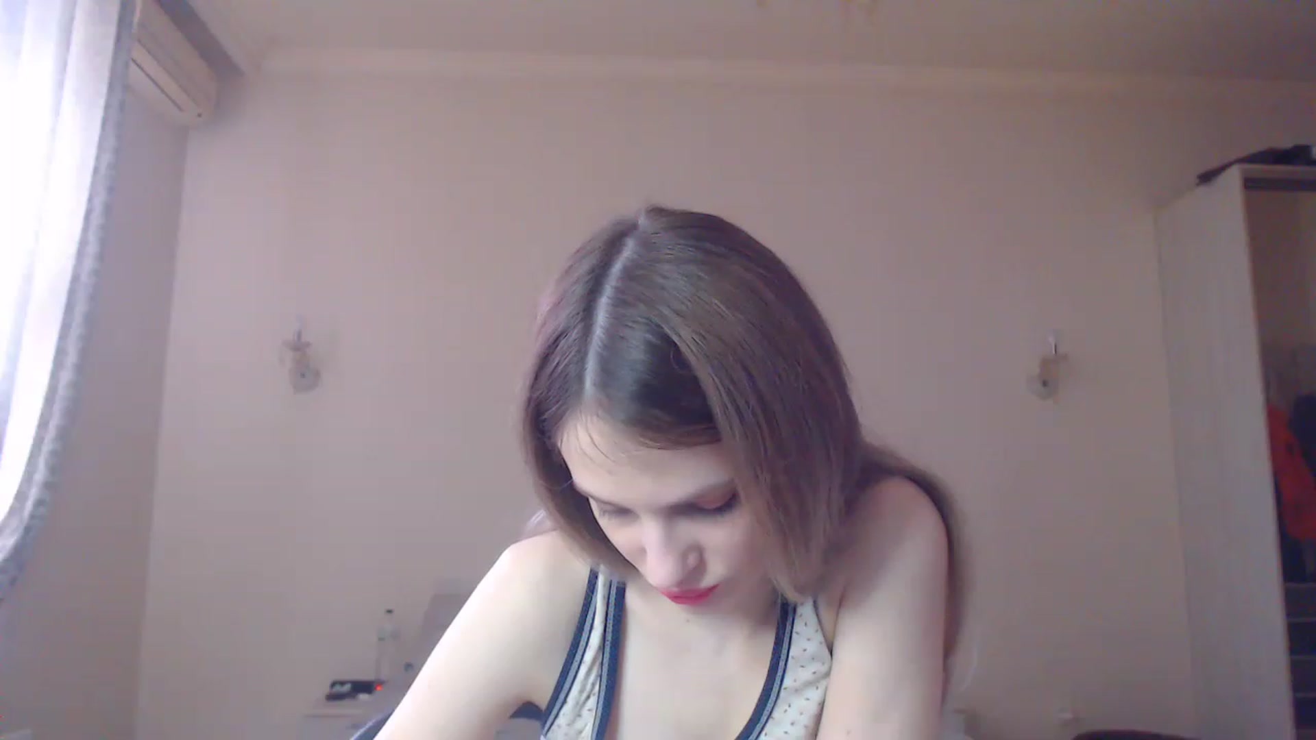 Gallery image thumbnail from Lola_vi's myfreecams stream on, 02/14/2023, 12:00 image 19 of 20