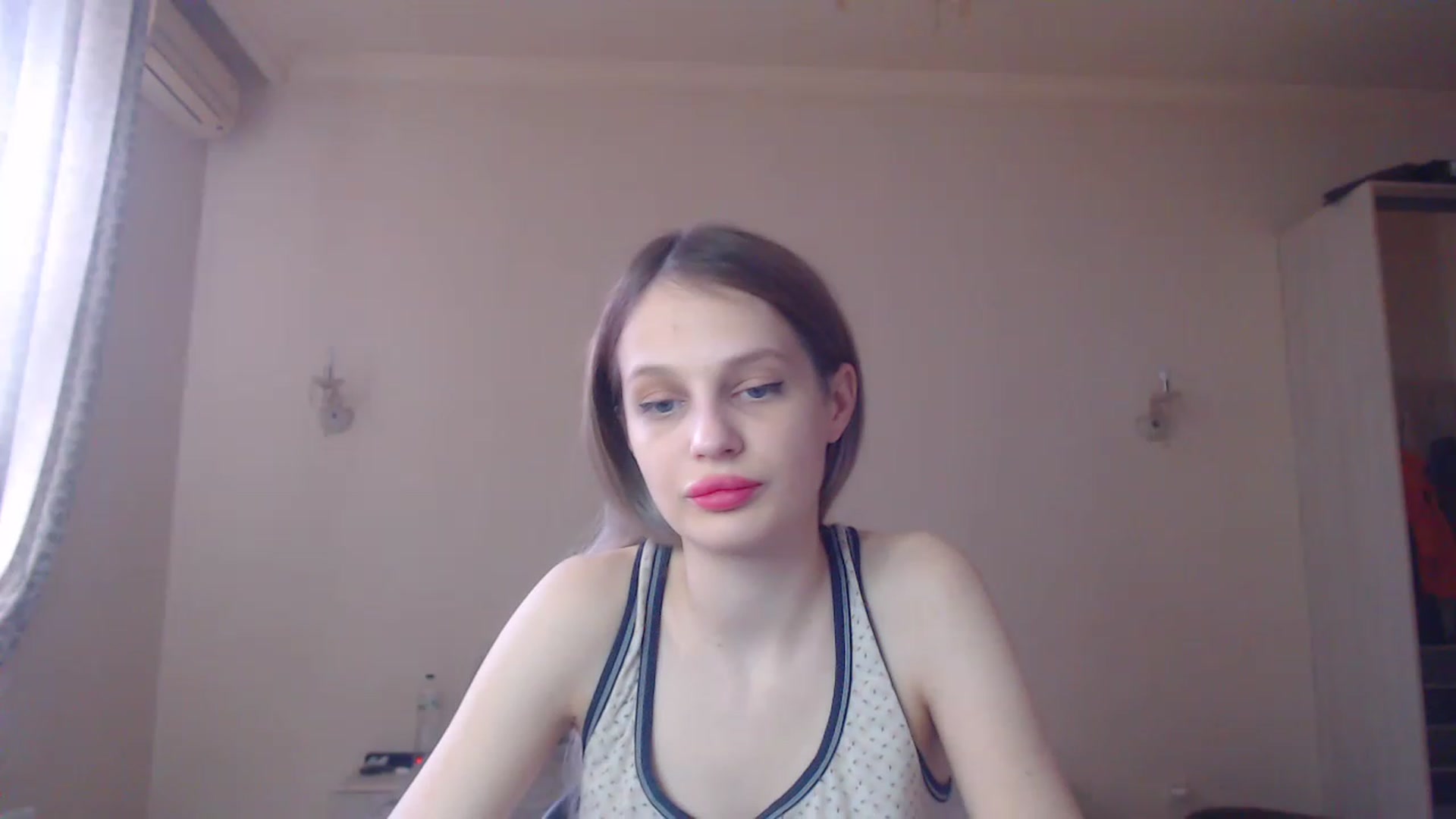 Gallery image thumbnail from Lola_vi's myfreecams stream on, 02/14/2023, 12:00 image 13 of 20