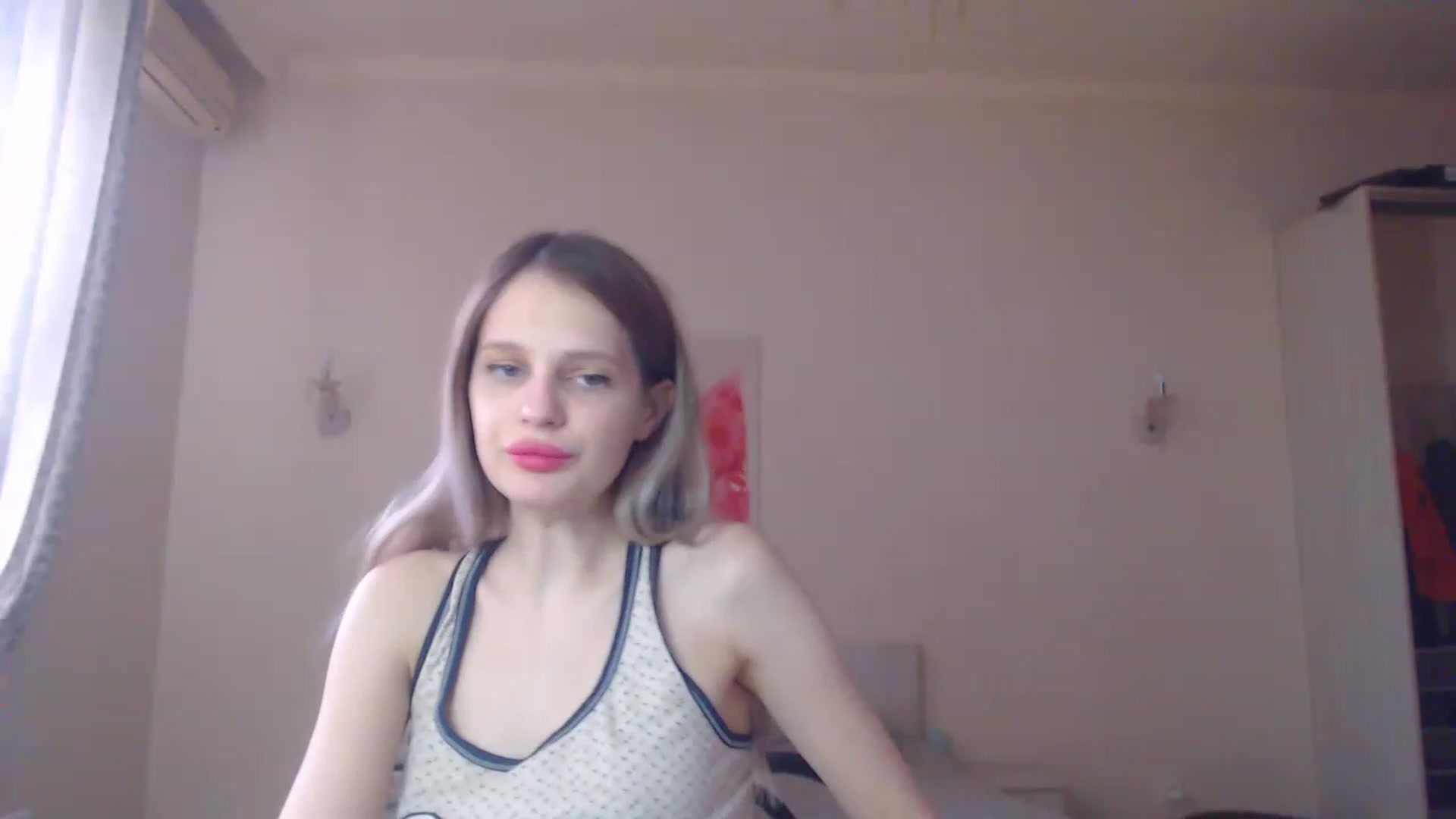 Gallery image thumbnail from Lola_vi's myfreecams stream on, 02/14/2023, 12:00 image 6 of 20