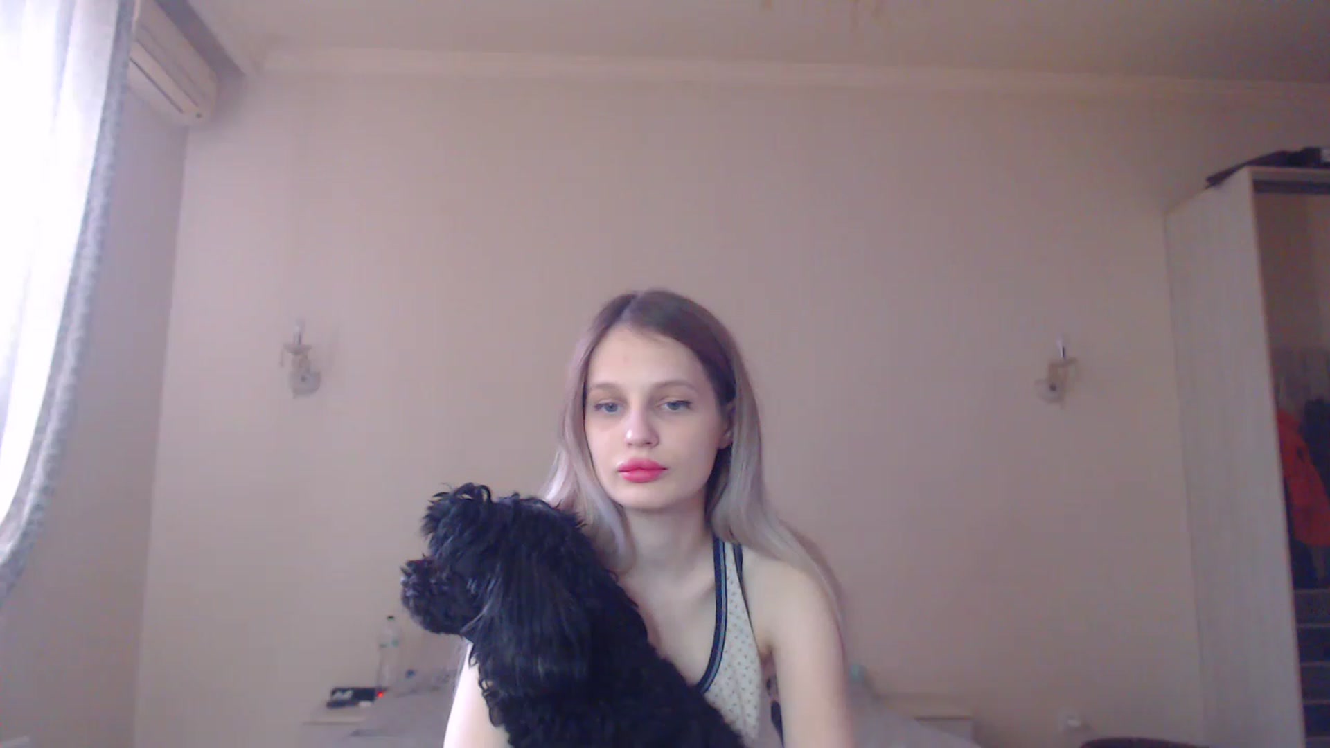 Gallery image thumbnail from Lola_vi's myfreecams stream on, 02/14/2023, 12:00 image 9 of 20