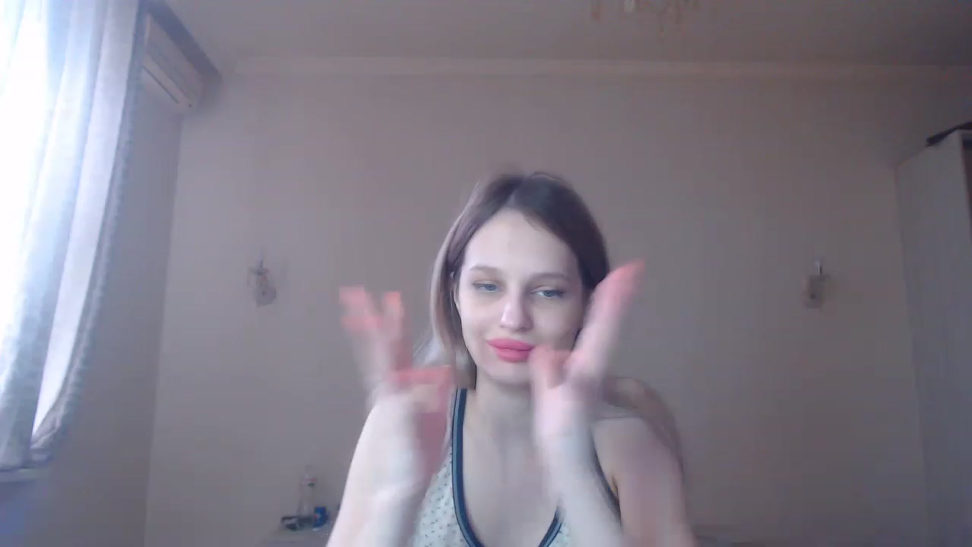 Gallery image thumbnail from Lola_vi's myfreecams stream on, 02/15/2023, 11:58 image 17 of 20