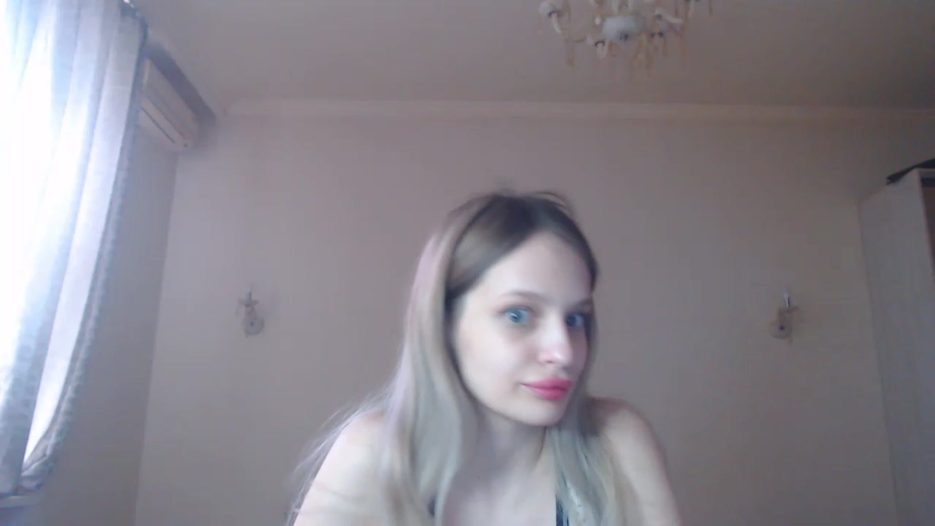 Gallery image thumbnail from Lola_vi's myfreecams stream on, 02/15/2023, 11:58 image 18 of 20