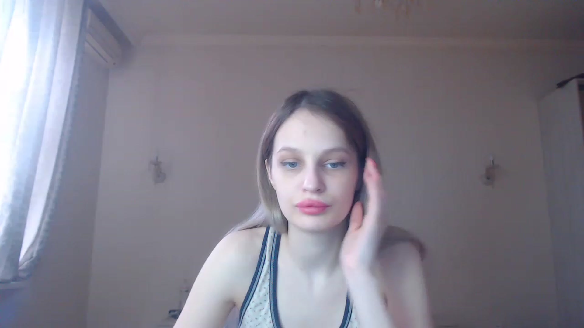 Gallery image thumbnail from Lola_vi's myfreecams stream on, 02/15/2023, 11:58 image 15 of 20