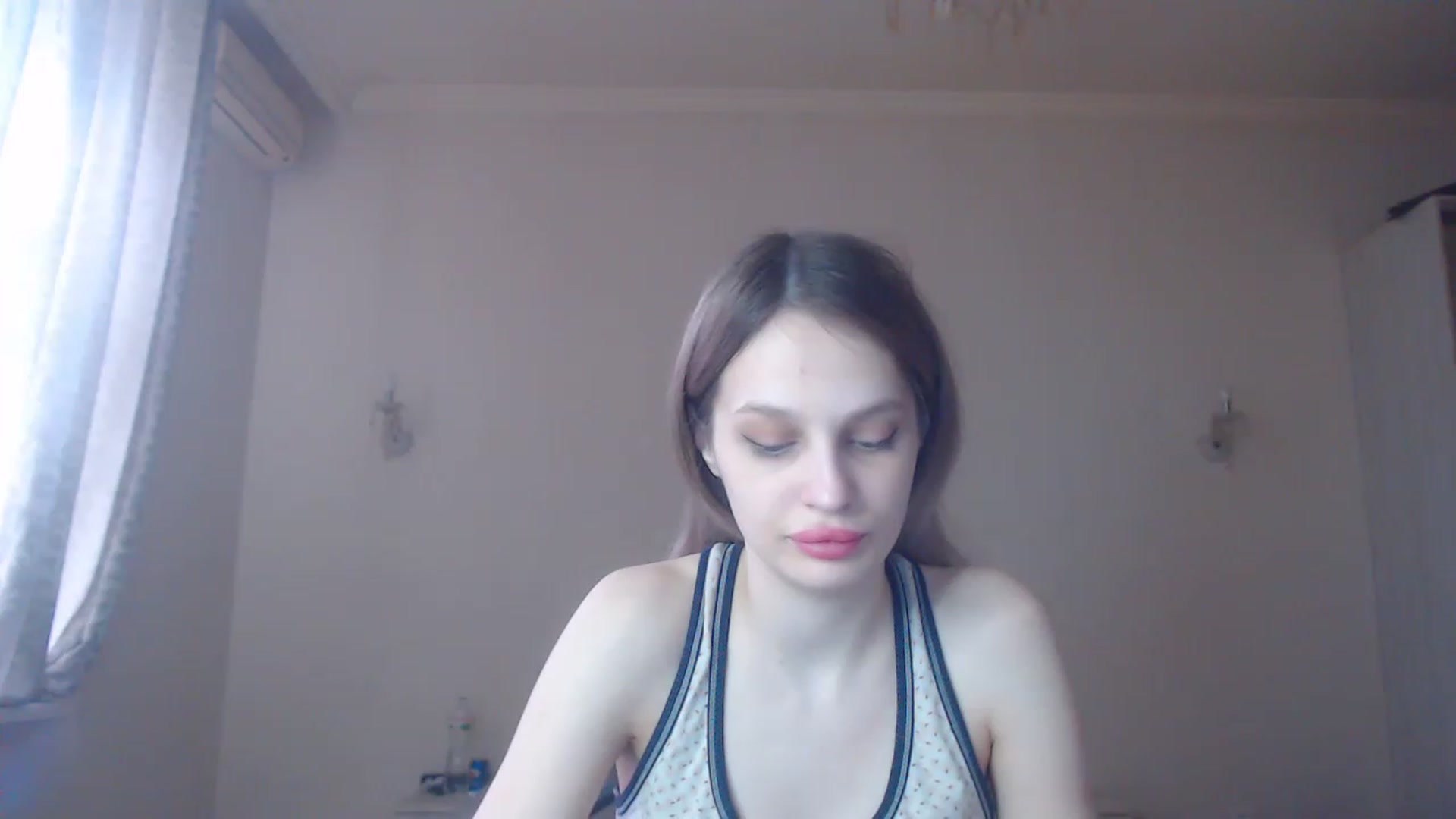 Gallery image thumbnail from Lola_vi's myfreecams stream on, 02/15/2023, 11:58 image 12 of 20