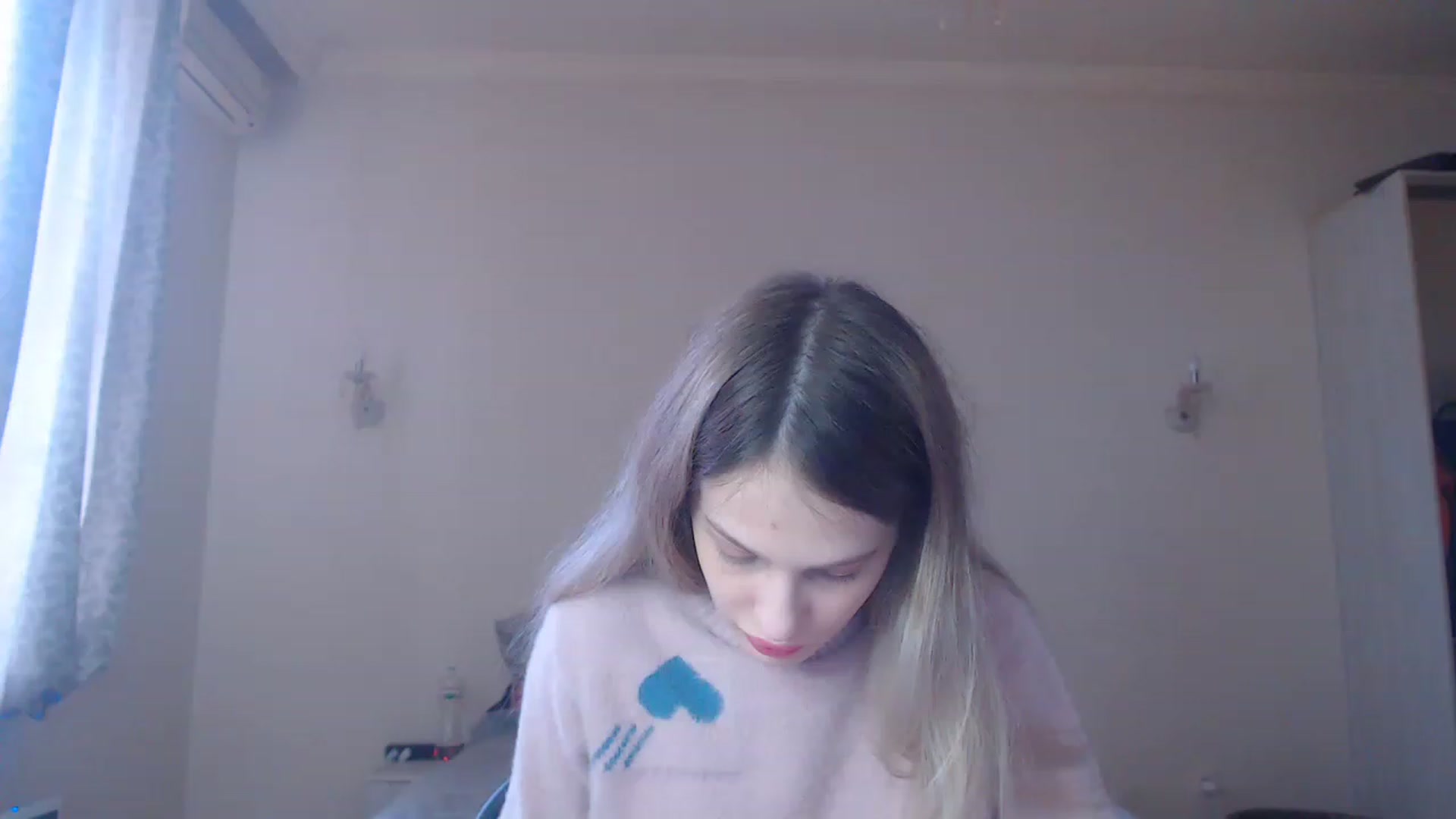 Gallery image thumbnail from Lola_vi's myfreecams stream on, 02/17/2023, 12:03 image 1 of 20