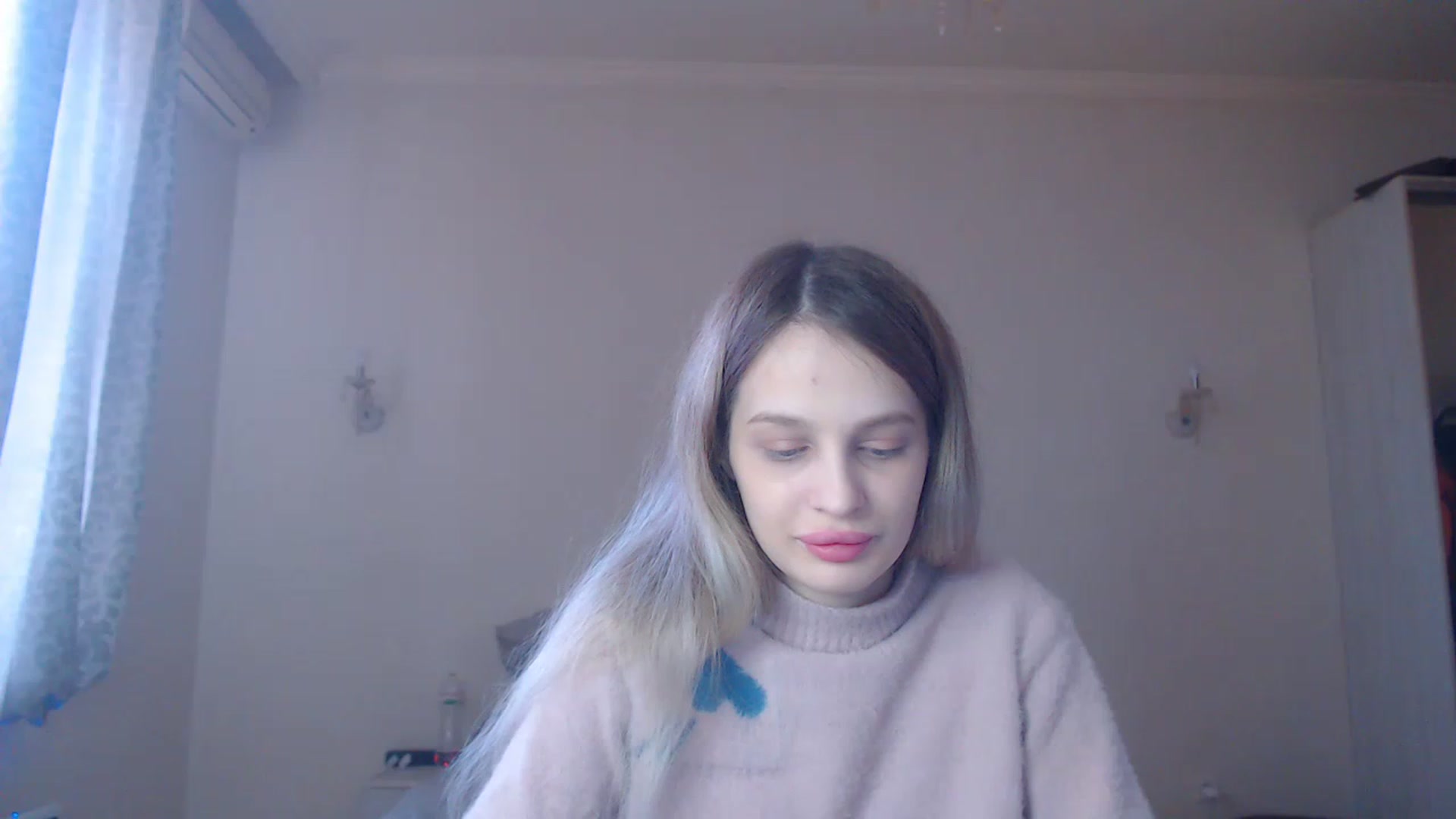 Gallery image thumbnail from Lola_vi's myfreecams stream on, 02/17/2023, 12:03 image 17 of 20