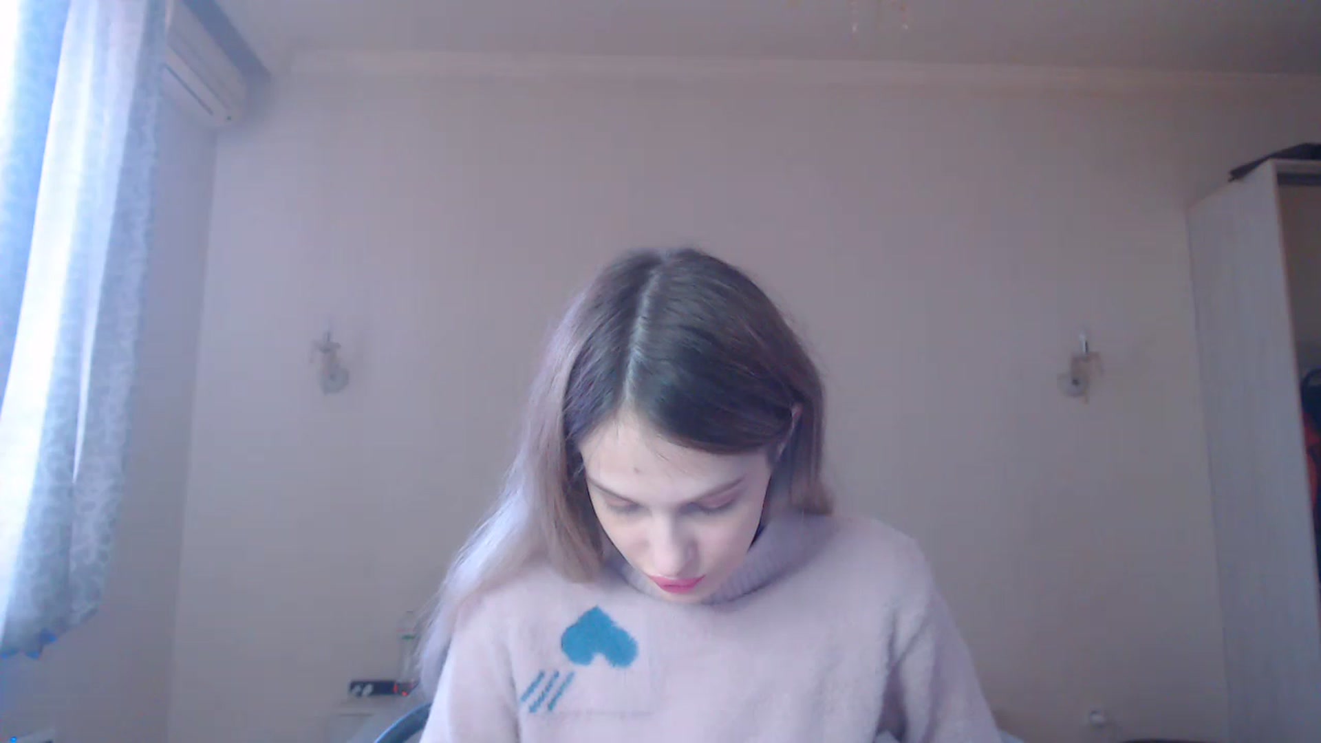 Gallery image thumbnail from Lola_vi's myfreecams stream on, 02/17/2023, 12:03 image 11 of 20