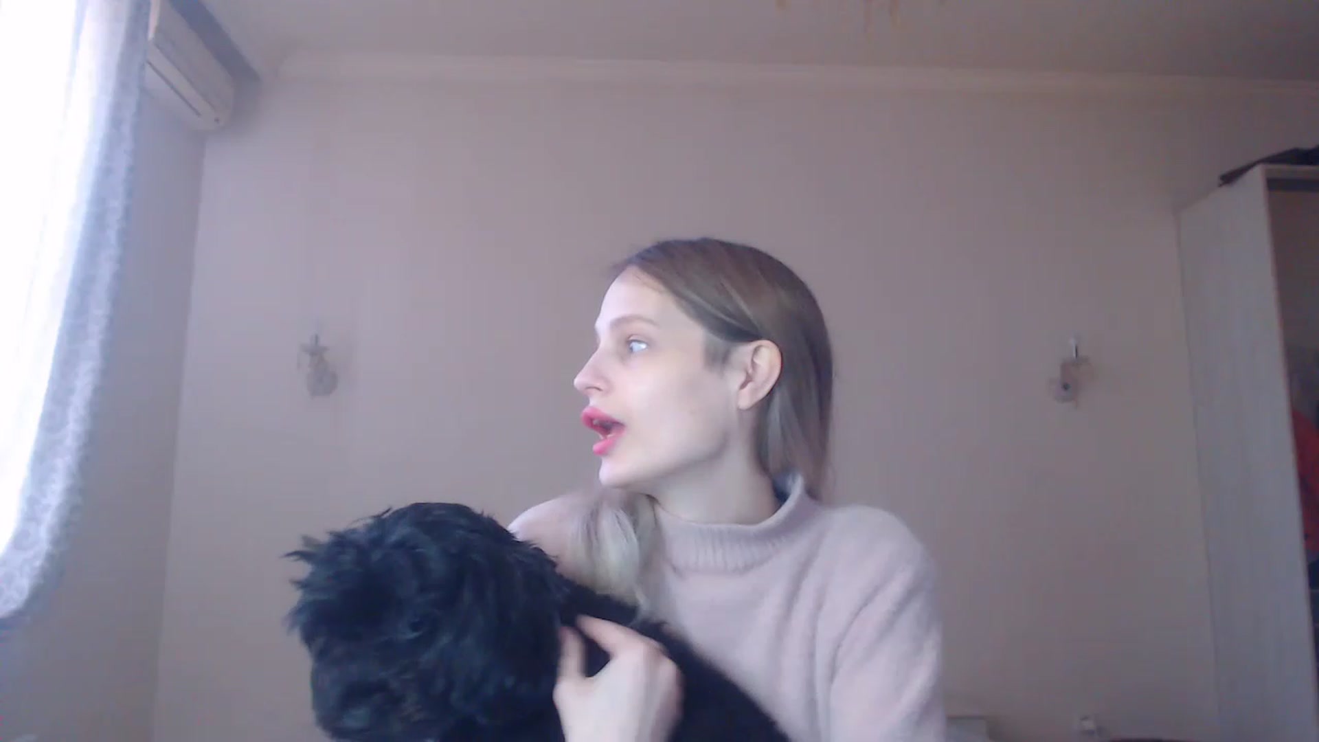 Gallery image thumbnail from Lola_vi's myfreecams stream on, 02/18/2023, 10:59 image 11 of 20